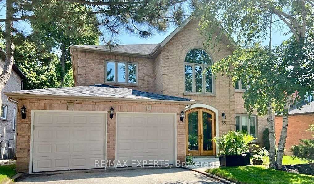 Photo 2 of 33 Rose Green Drive, Vaughan, Uplands — HOMEH