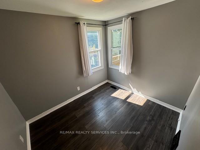 Photo 6 of 645 Beverly Street, Peterborough, Ashburnham Ward 4 — HOMEH