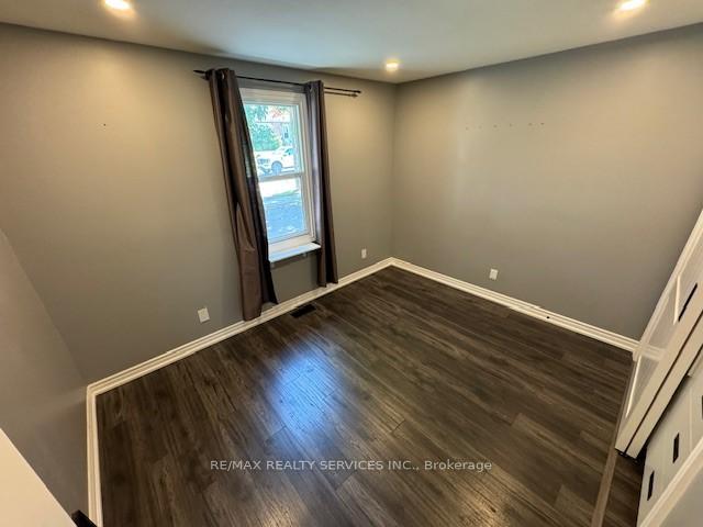 Photo 8 of 645 Beverly Street, Peterborough, Ashburnham Ward 4 — HOMEH