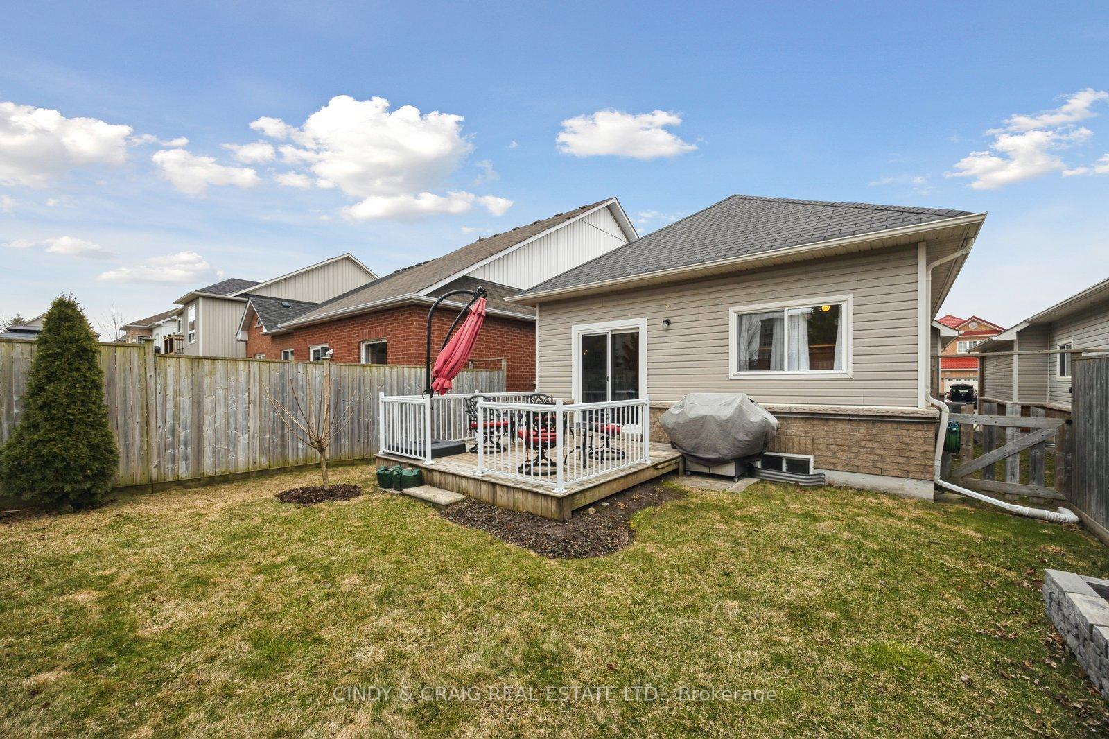 Photo 14 of 1222 Macinally Court, Oshawa, Pinecrest — HOMEH