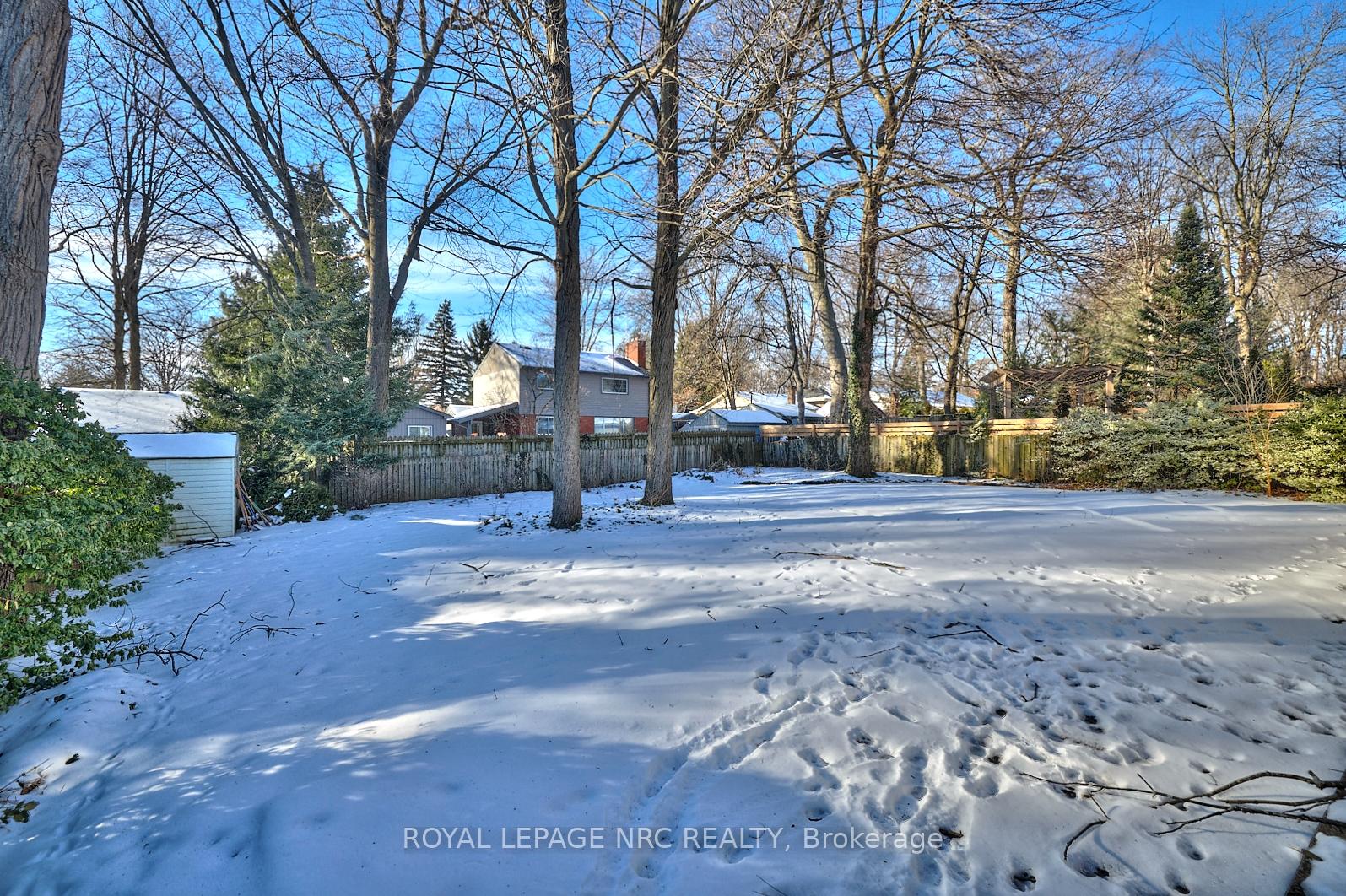 Photo 37 of 8 Longspur Circle, Pelham, Fonthill — HOMEH