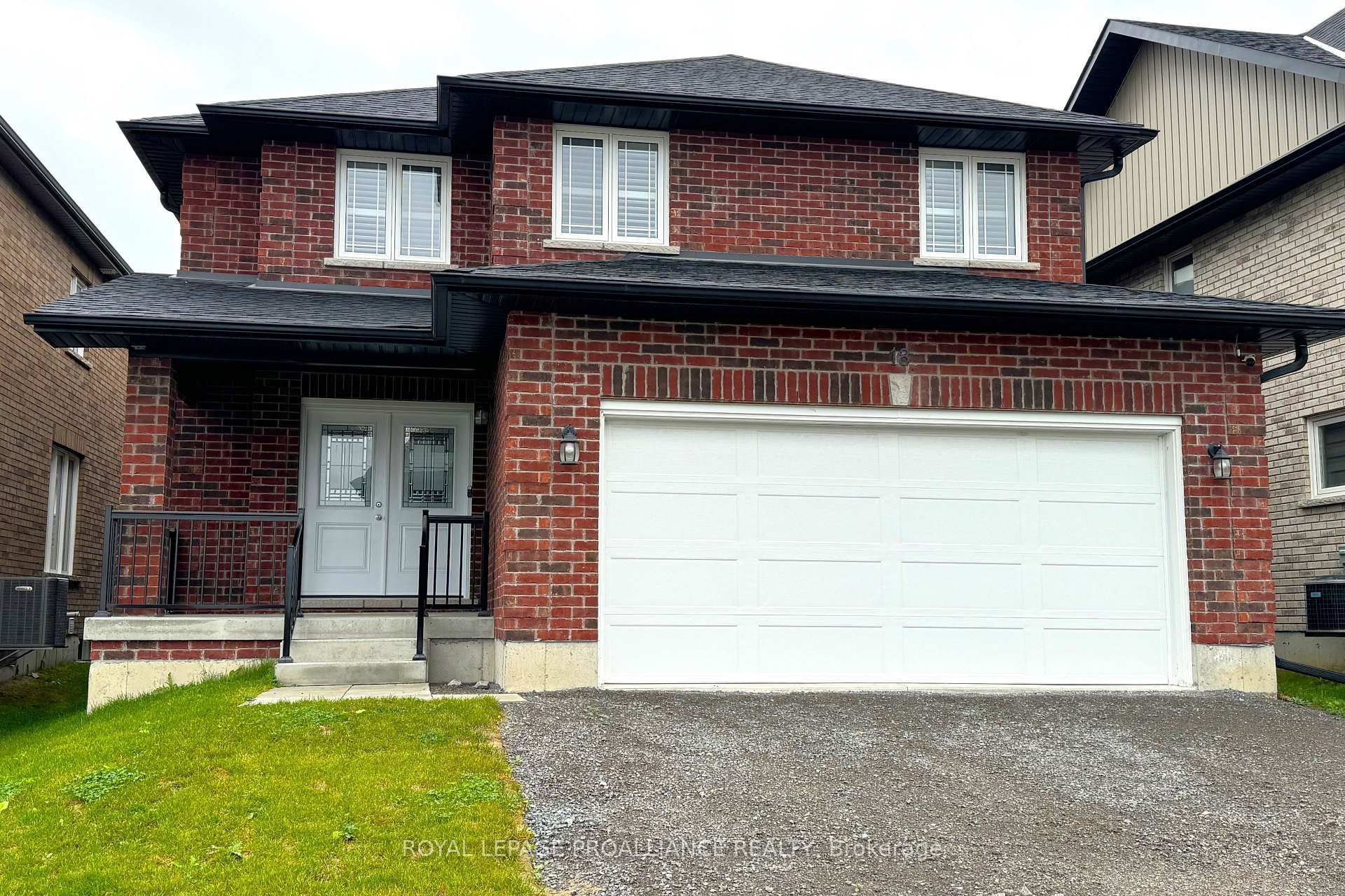 Photo 2 of 18 York Drive, Peterborough, Monaghan Ward 2 — HOMEH
