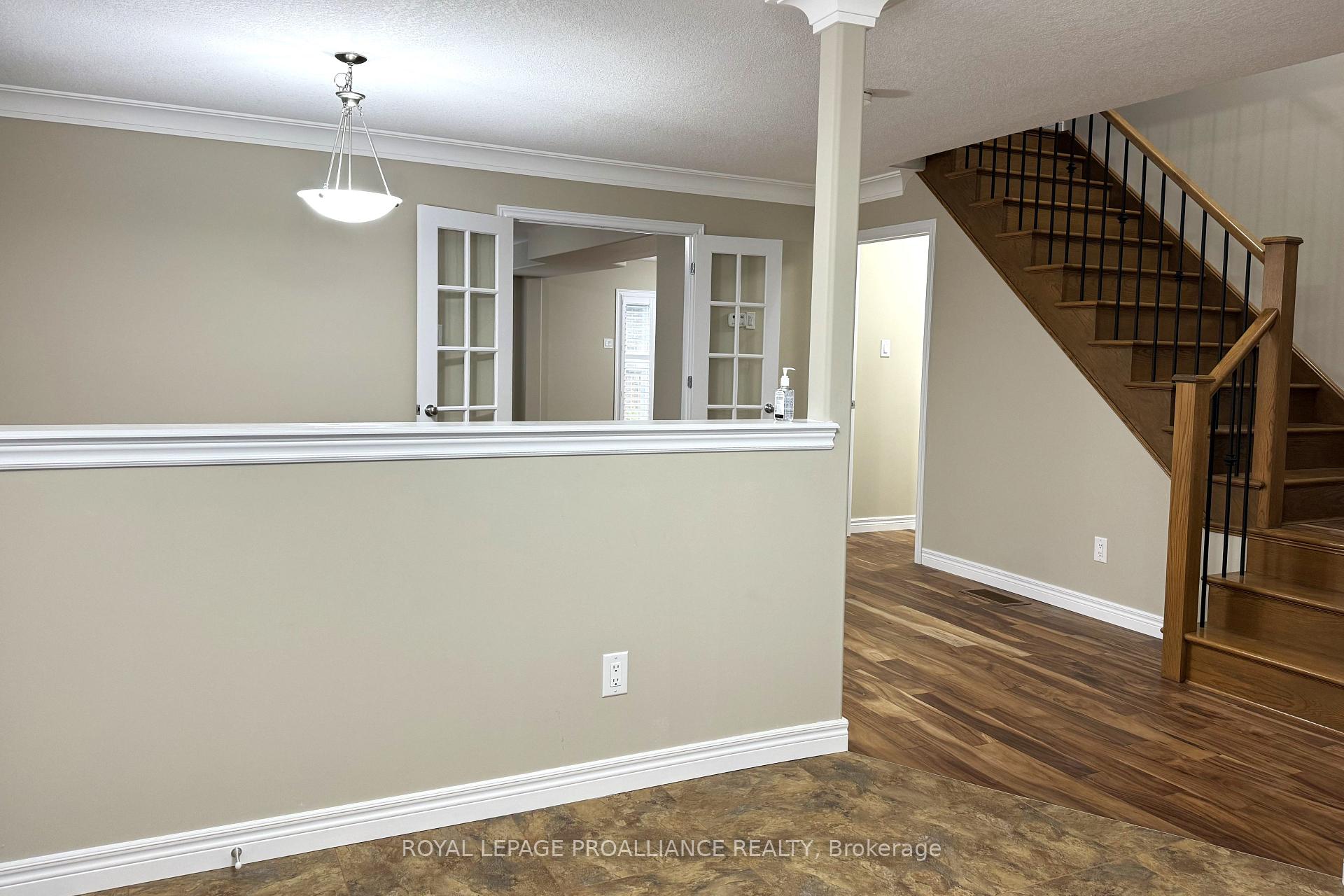 Photo 5 of 18 York Drive, Peterborough, Monaghan Ward 2 — HOMEH