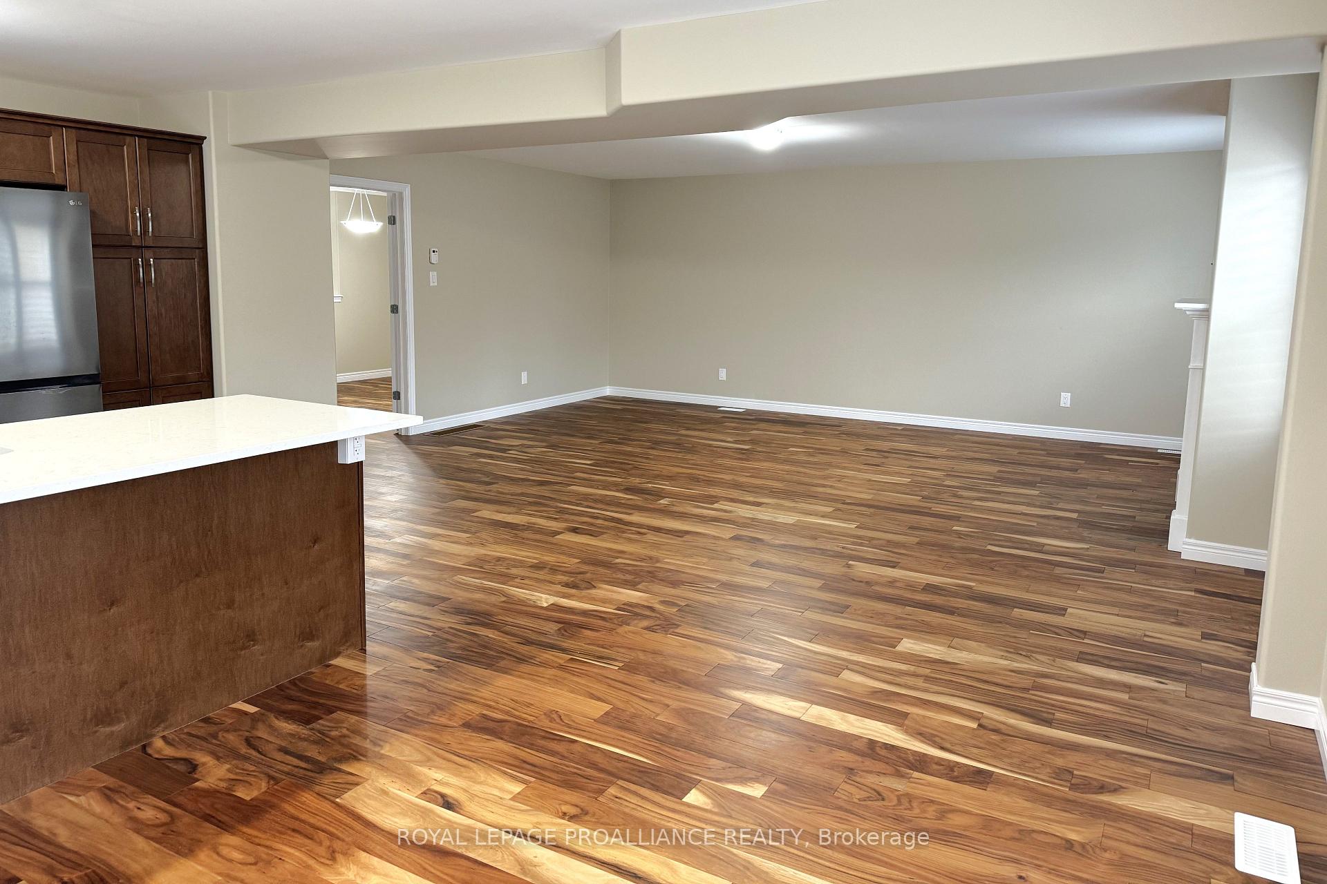 Photo 17 of 18 York Drive, Peterborough, Monaghan Ward 2 — HOMEH
