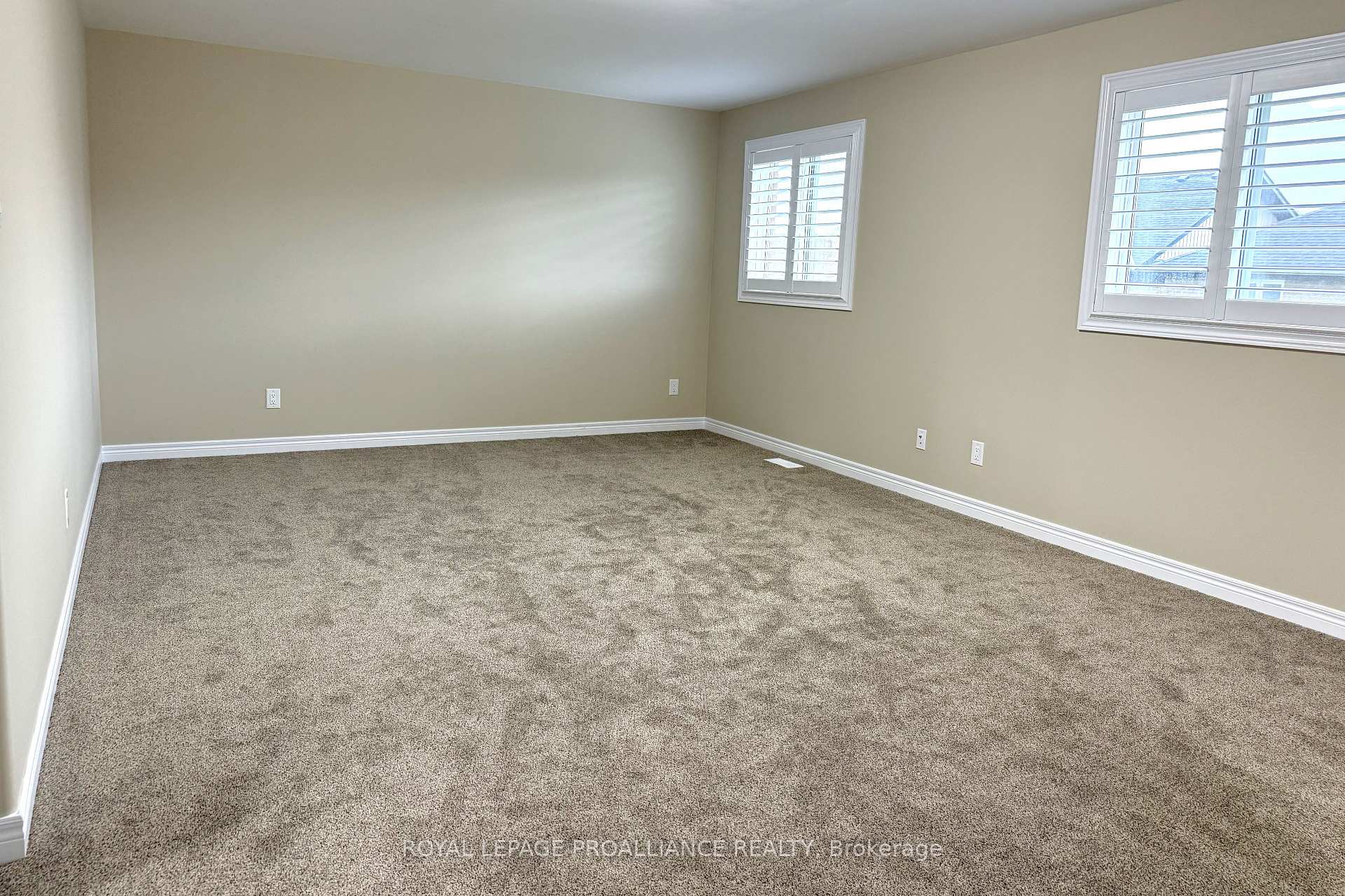 Photo 21 of 18 York Drive, Peterborough, Monaghan Ward 2 — HOMEH