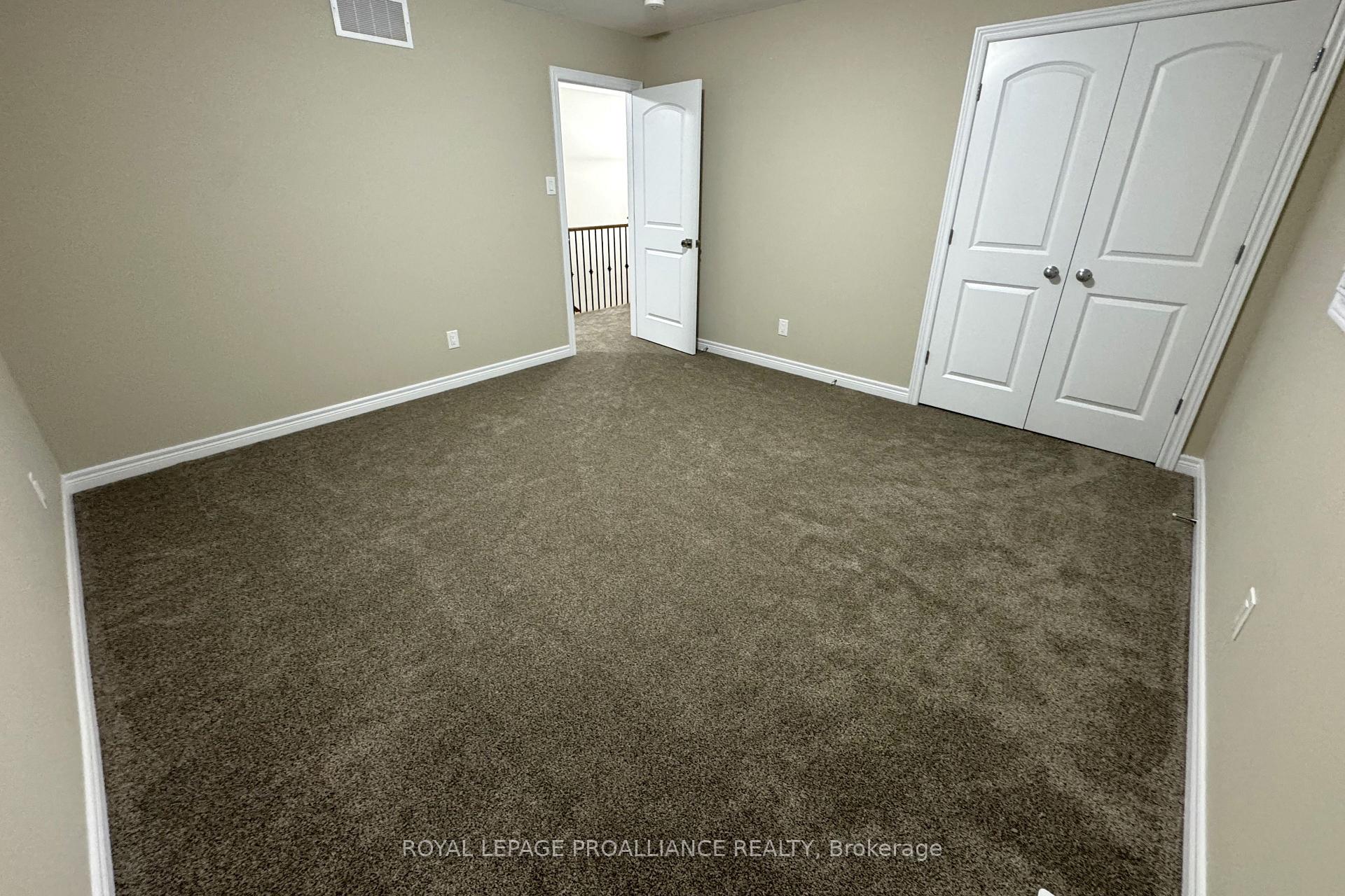 Photo 25 of 18 York Drive, Peterborough, Monaghan Ward 2 — HOMEH