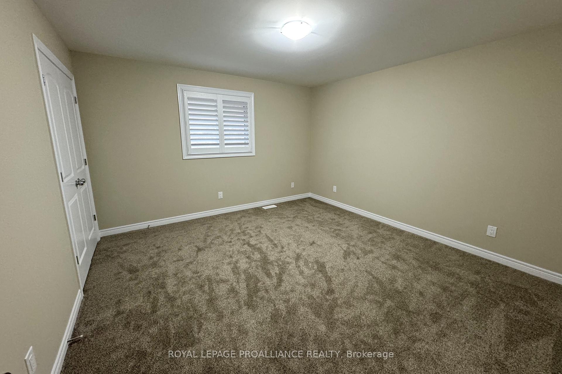 Photo 26 of 18 York Drive, Peterborough, Monaghan Ward 2 — HOMEH