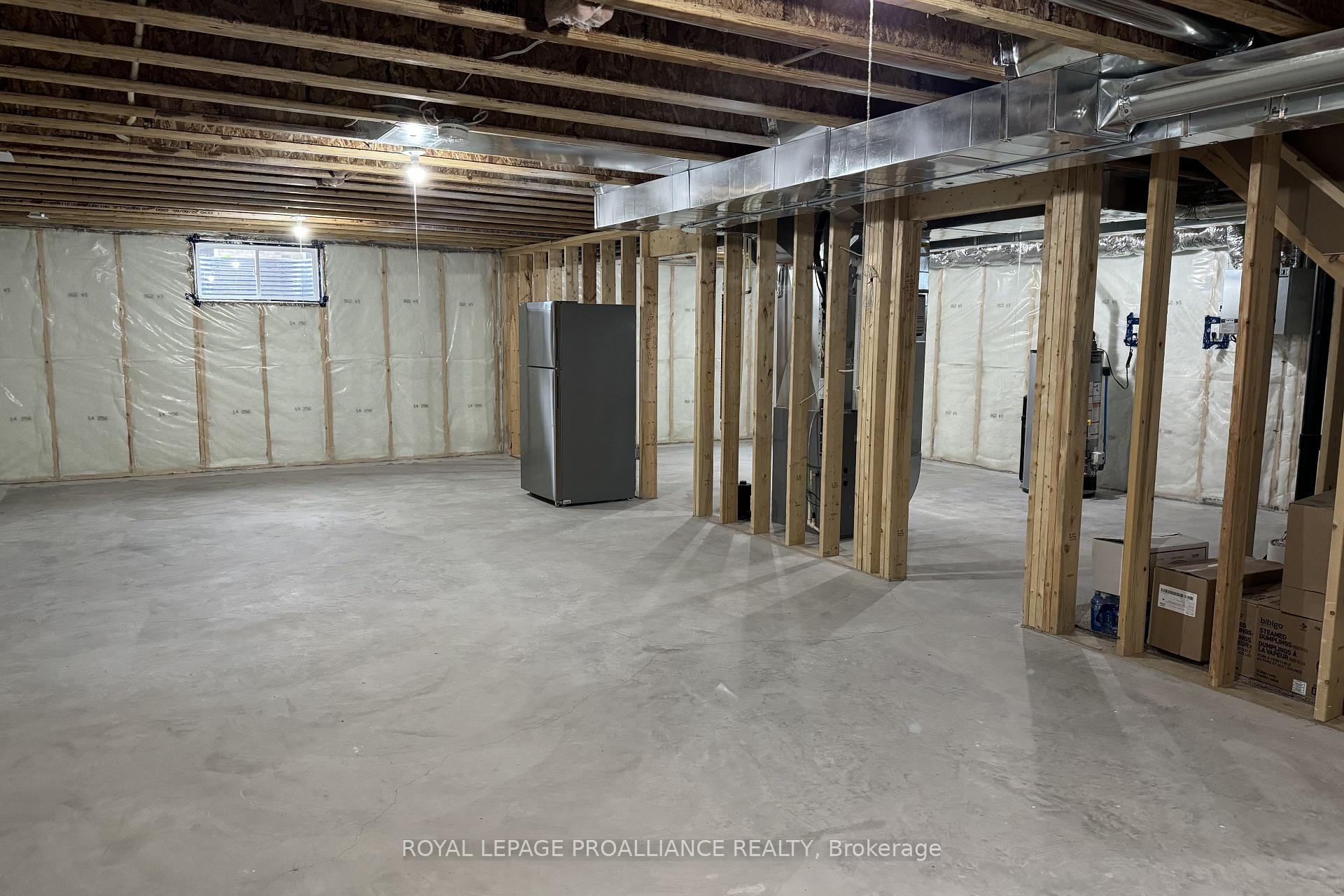Photo 35 of 18 York Drive, Peterborough, Monaghan Ward 2 — HOMEH