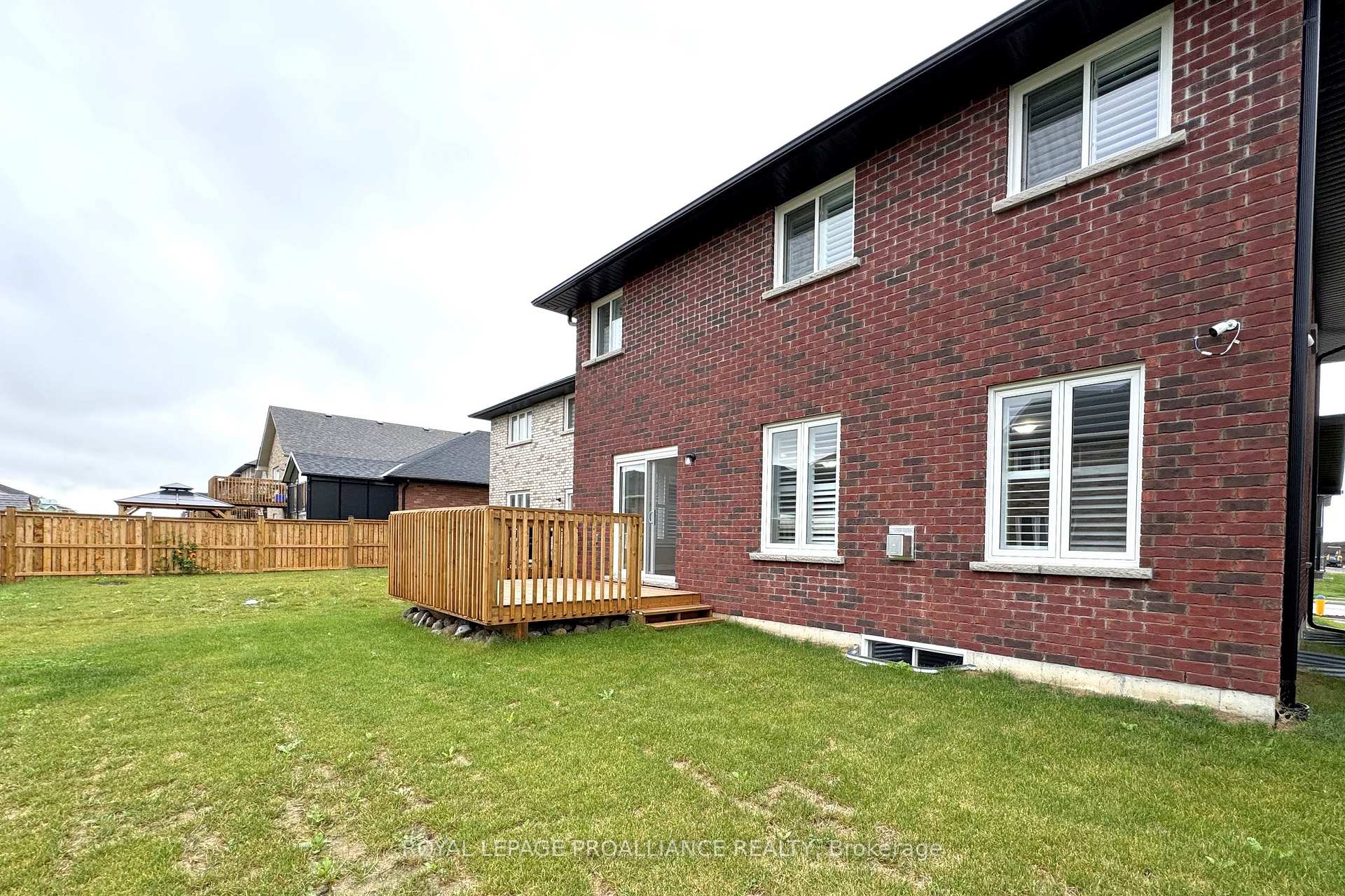 Photo 38 of 18 York Drive, Peterborough, Monaghan Ward 2 — HOMEH