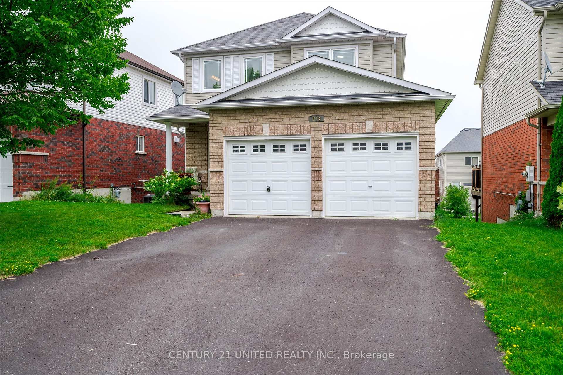 Front of 213 Farrier Crescent