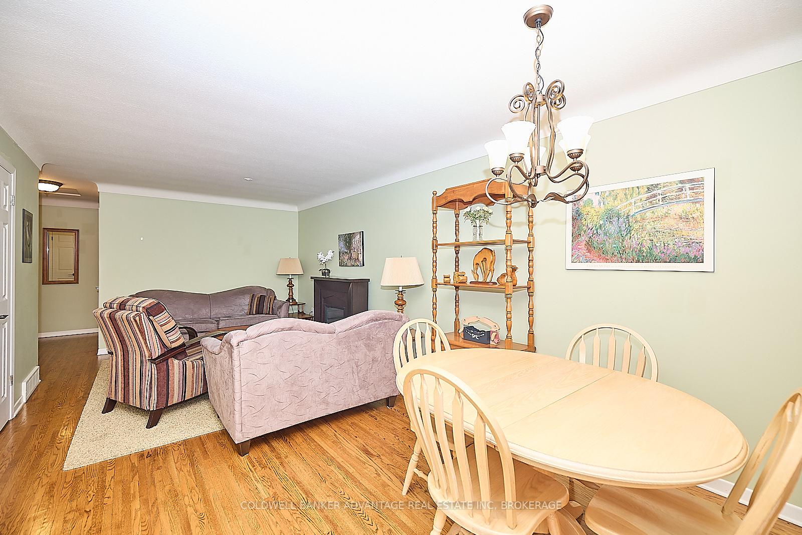 Photo 8 of 1439 Station Street, Pelham, Fonthill — HOMEH