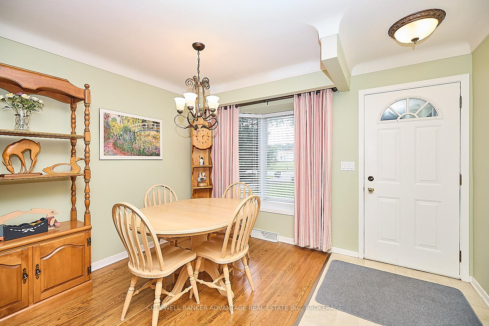 Photo 10 of 1439 Station Street, Pelham, Fonthill — HOMEH