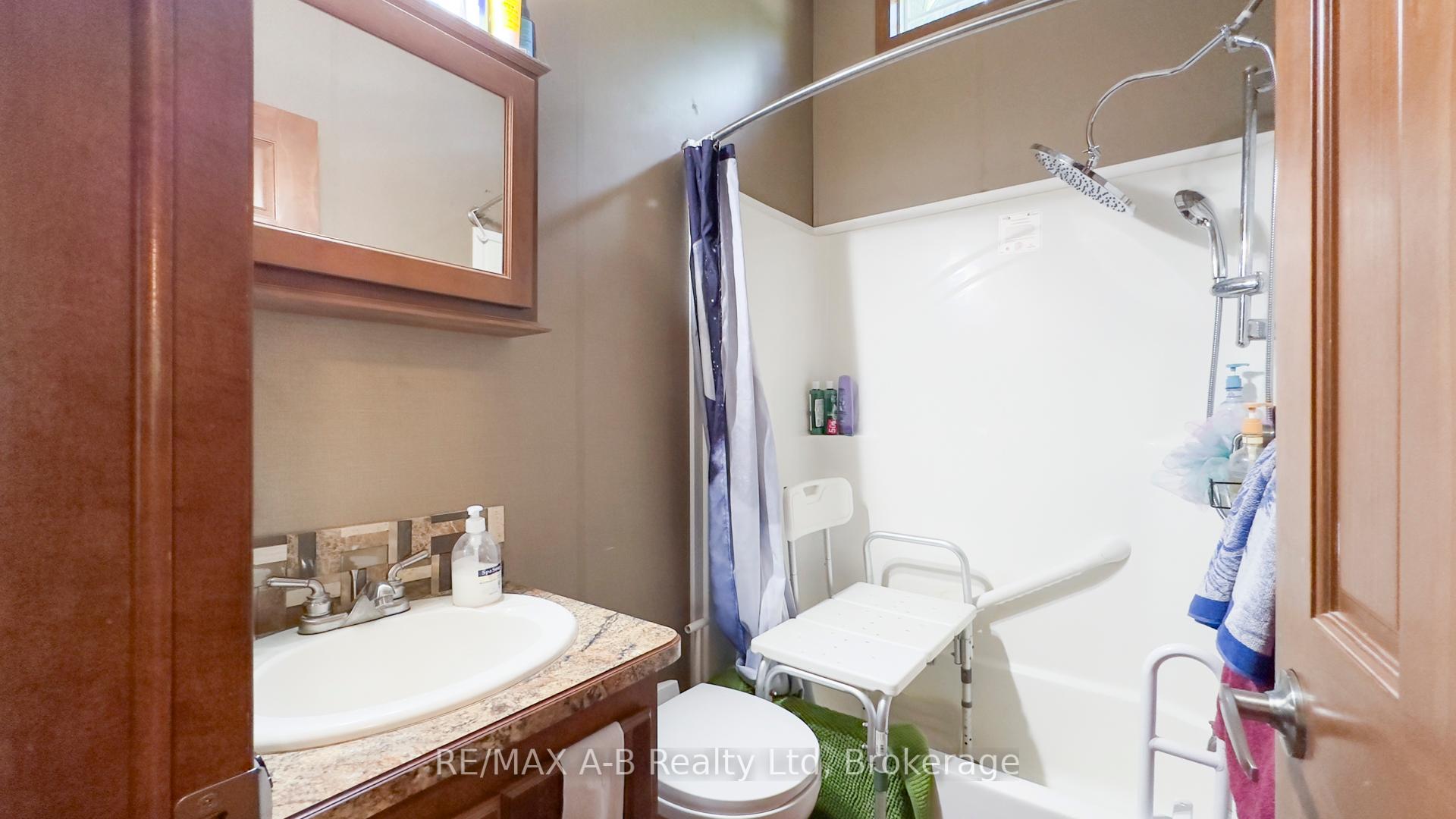 Photo 20 of Unit 105, 3995 Line 9 Road, Perth South, Downie — HOMEH