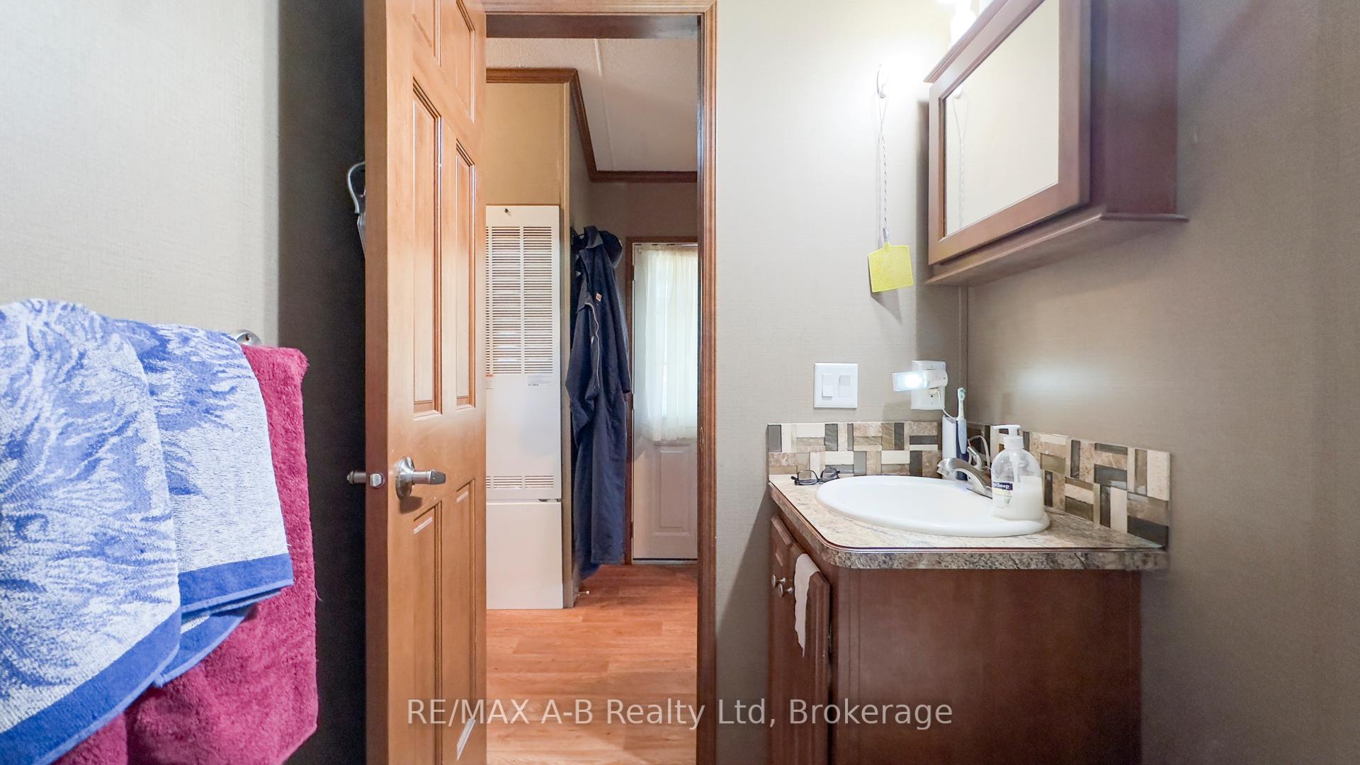 Photo 21 of Unit 105, 3995 Line 9 Road, Perth South, Downie — HOMEH