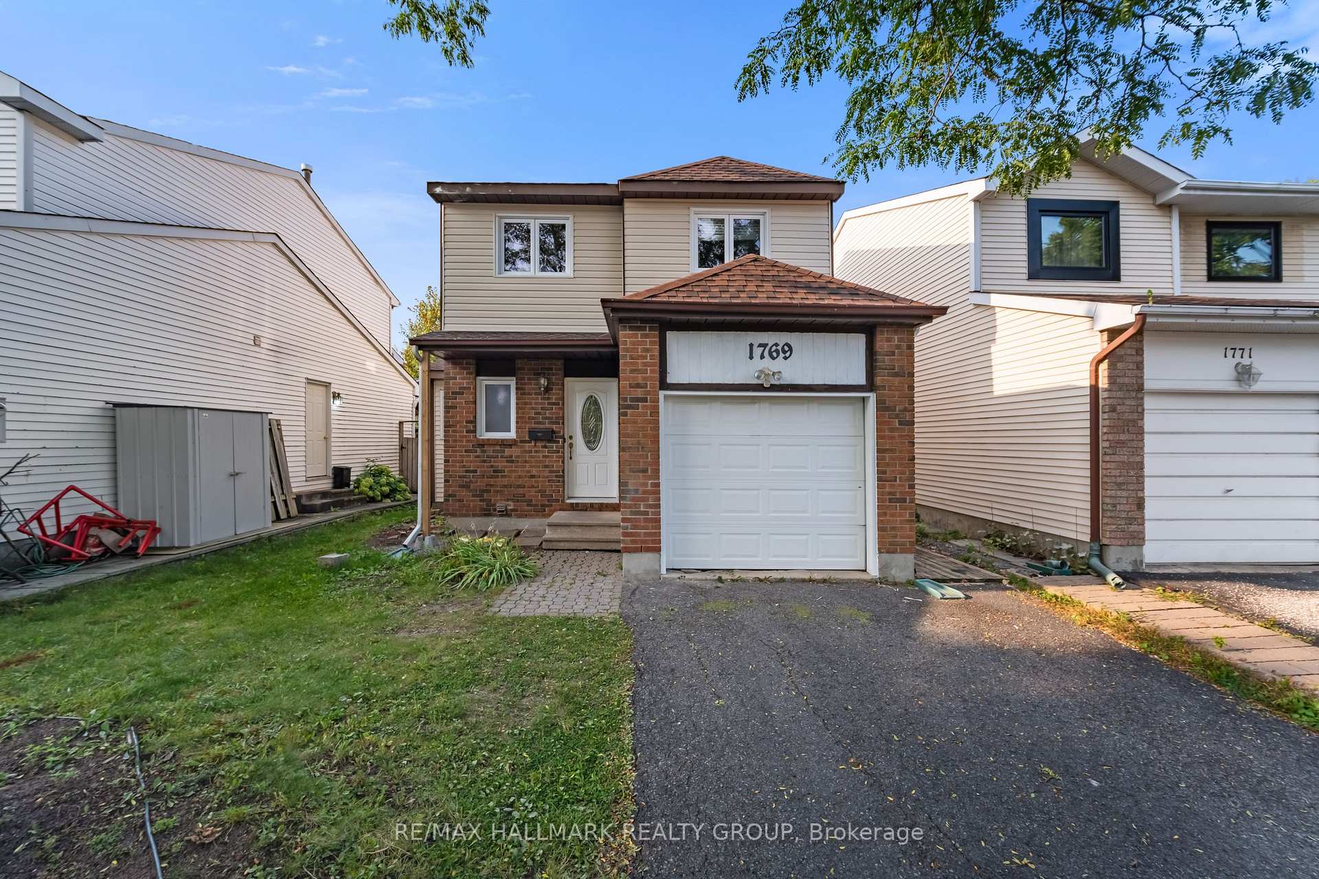 Front of 1769 Bromont Way