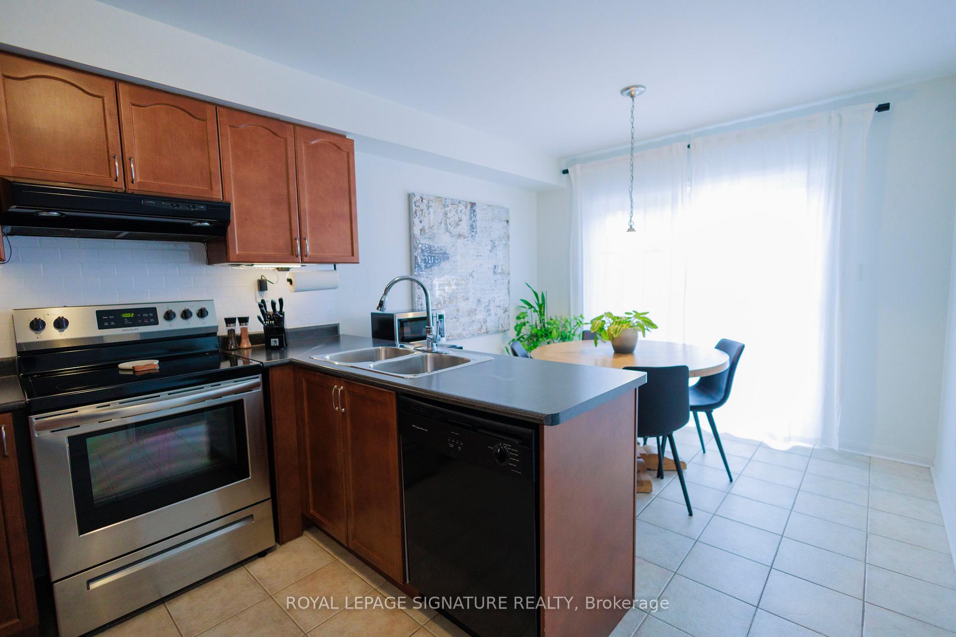 Photo 45 of 853 McNair Circle, Milton, Beaty — HOMEH