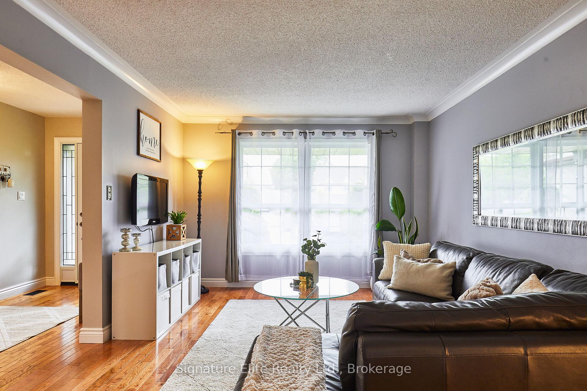 Photo 7 of 596 Prestwick Drive, Oshawa, McLaughlin — HOMEH