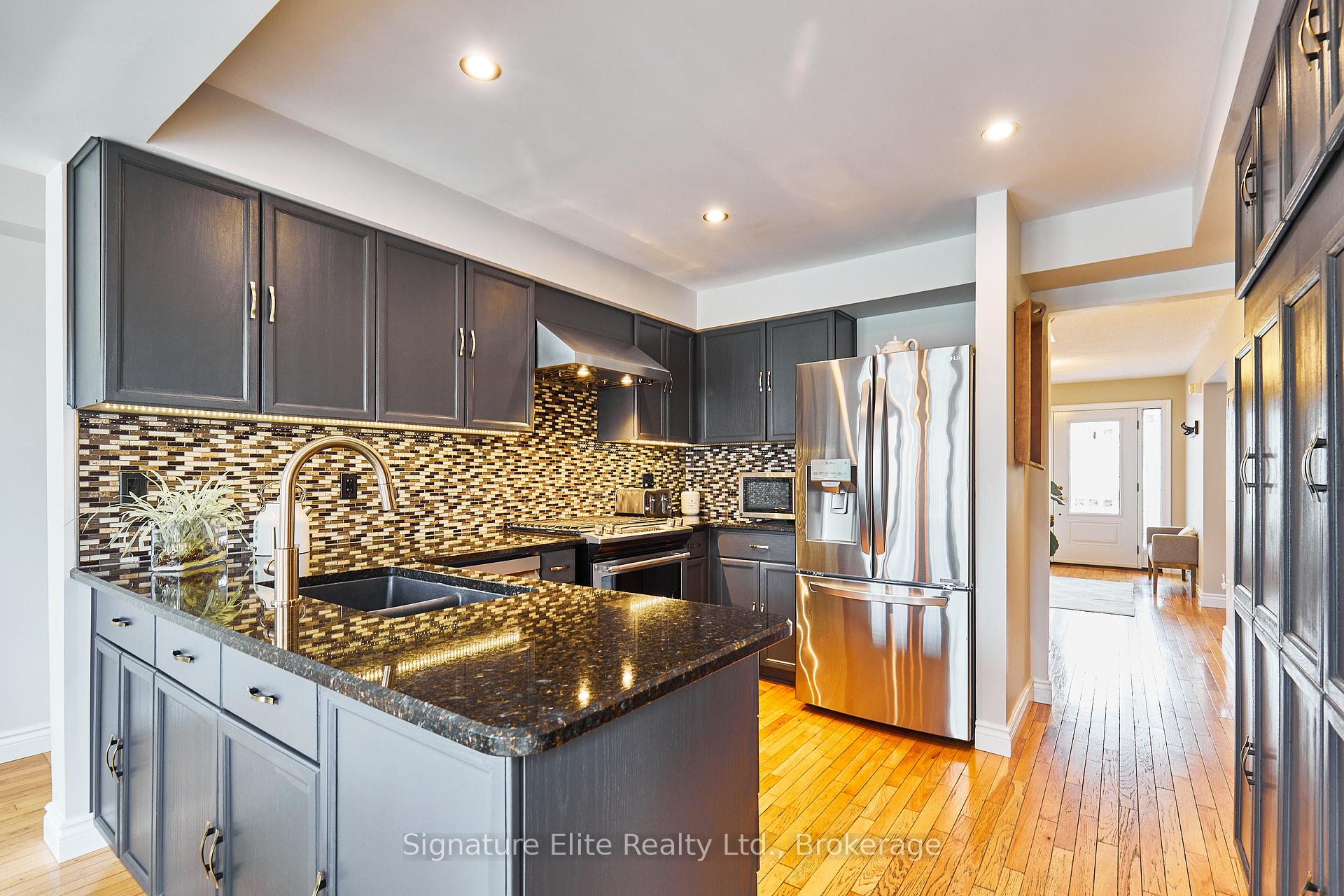 Photo 11 of 596 Prestwick Drive, Oshawa, McLaughlin — HOMEH