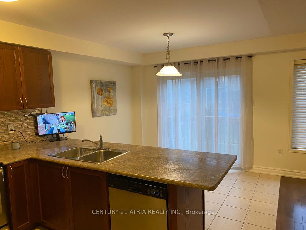 Photo 5 of 177 Windfields Farm Drive, Oshawa, Windfields — HOMEH