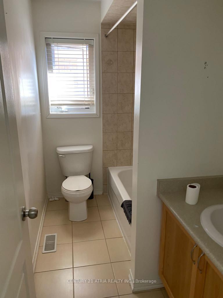 Photo 12 of 177 Windfields Farm Drive, Oshawa, Windfields — HOMEH