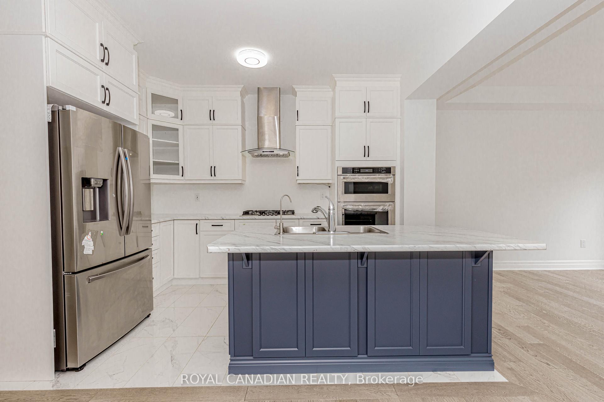 Photo 9 of 1359 Lobelia Crescent, Milton, Walker — HOMEH