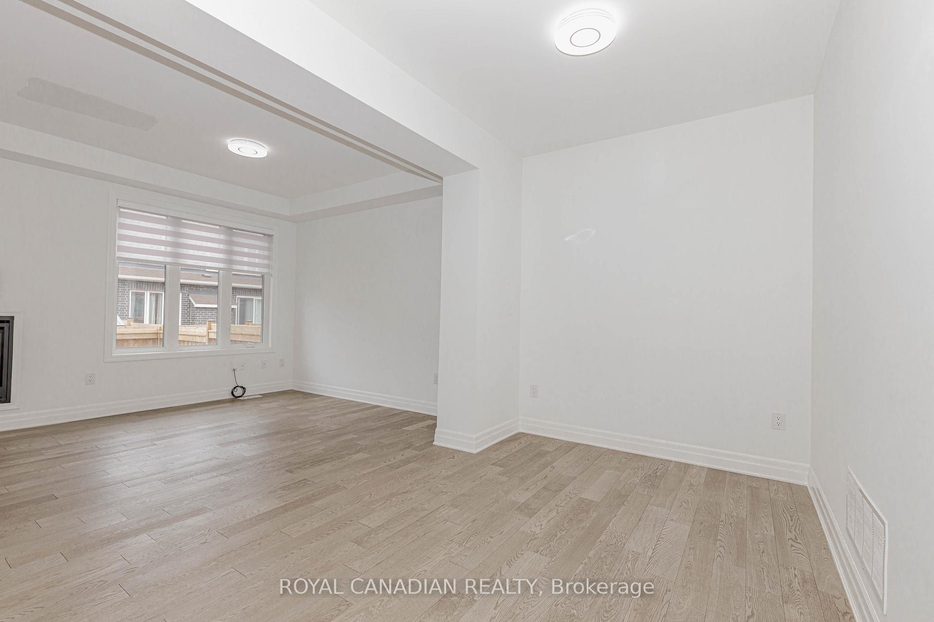 Photo 17 of 1359 Lobelia Crescent, Milton, Walker — HOMEH