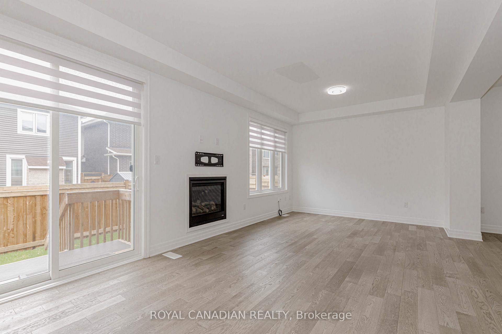 Photo 20 of 1359 Lobelia Crescent, Milton, Walker — HOMEH
