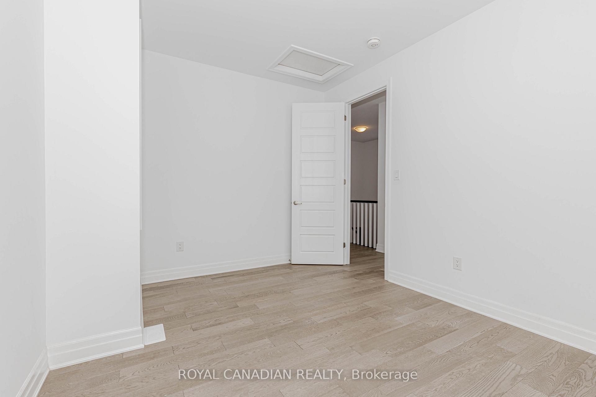 Photo 34 of 1359 Lobelia Crescent, Milton, Walker — HOMEH
