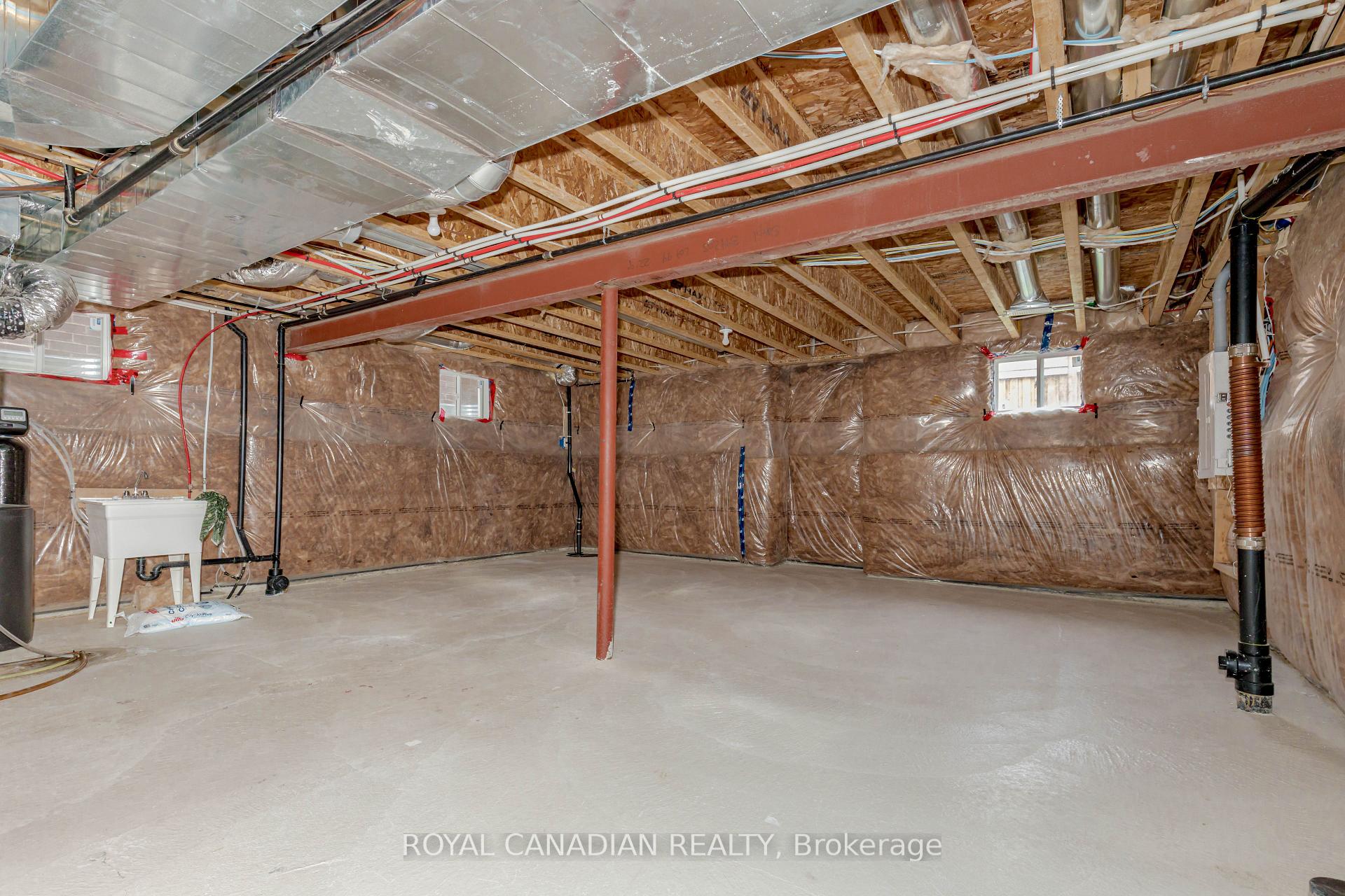 Photo 48 of 1359 Lobelia Crescent, Milton, Walker — HOMEH