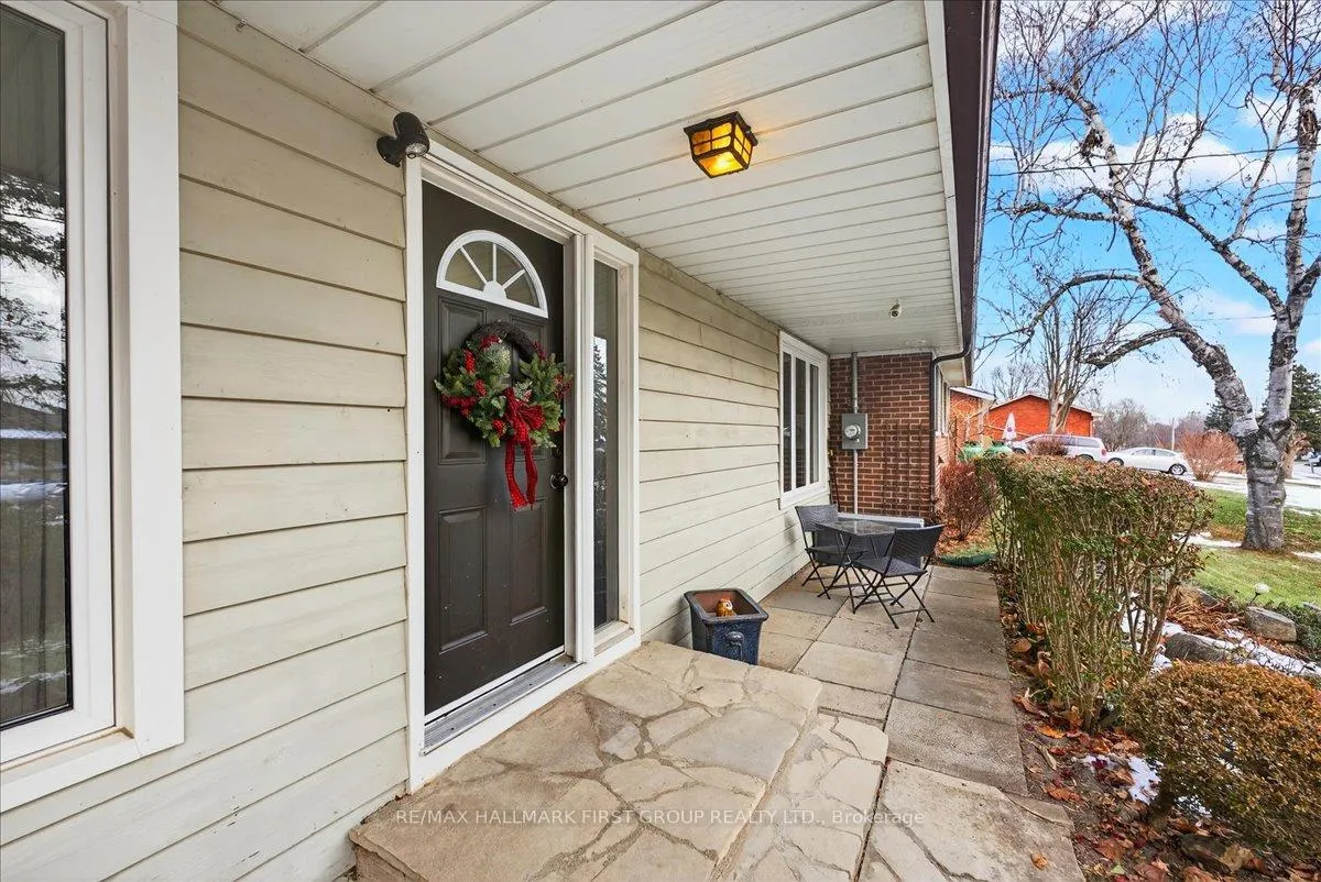 Photo 3 of 794 Jomar Avenue, Pickering, Rural Pickering — HOMEH