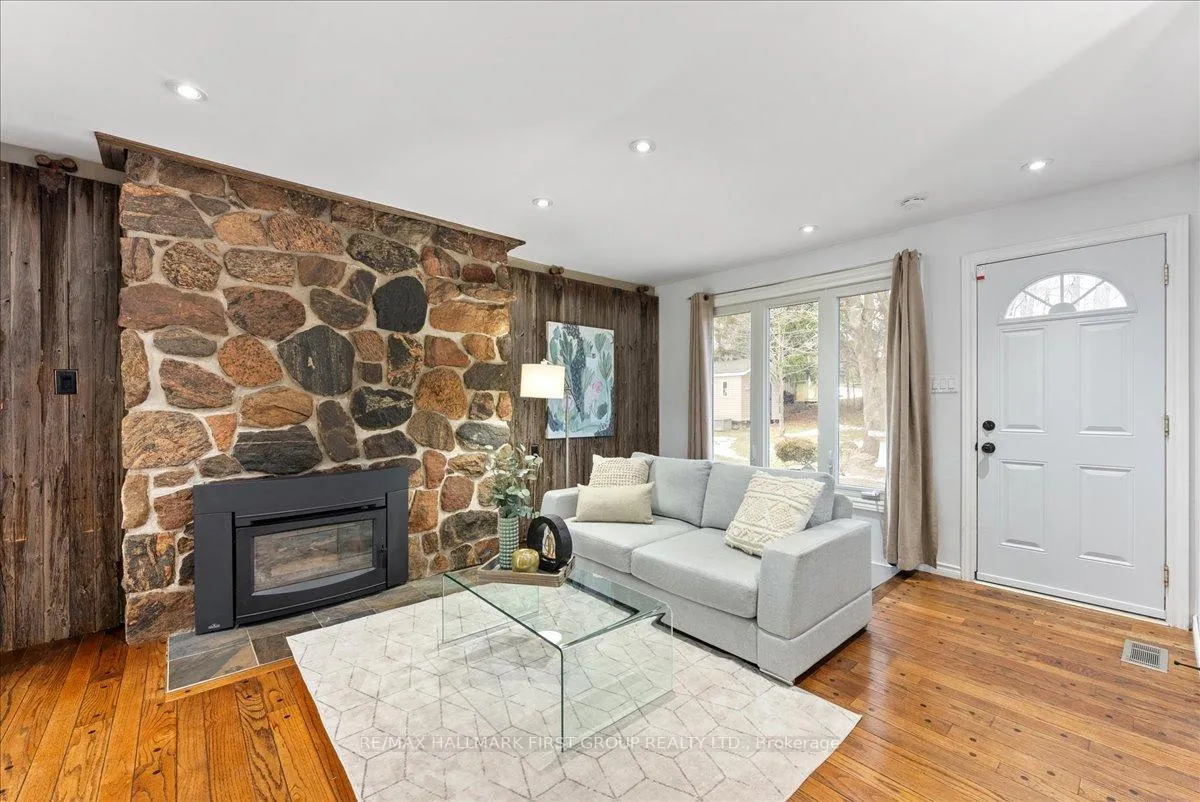 Photo 8 of 794 Jomar Avenue, Pickering, Rural Pickering — HOMEH