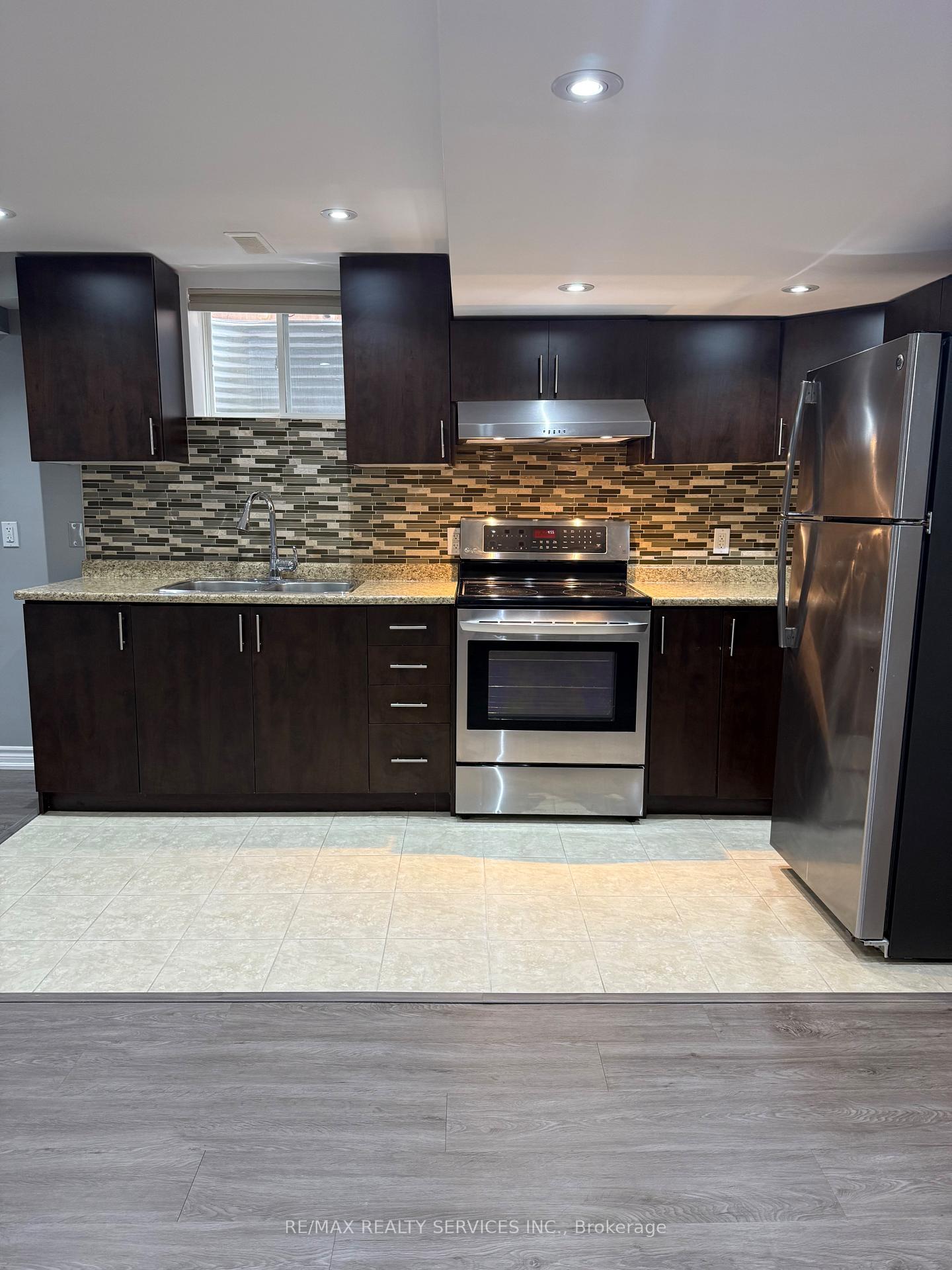 Photo 7 of 104 Ruhl Drive, Milton, Willmott — HOMEH