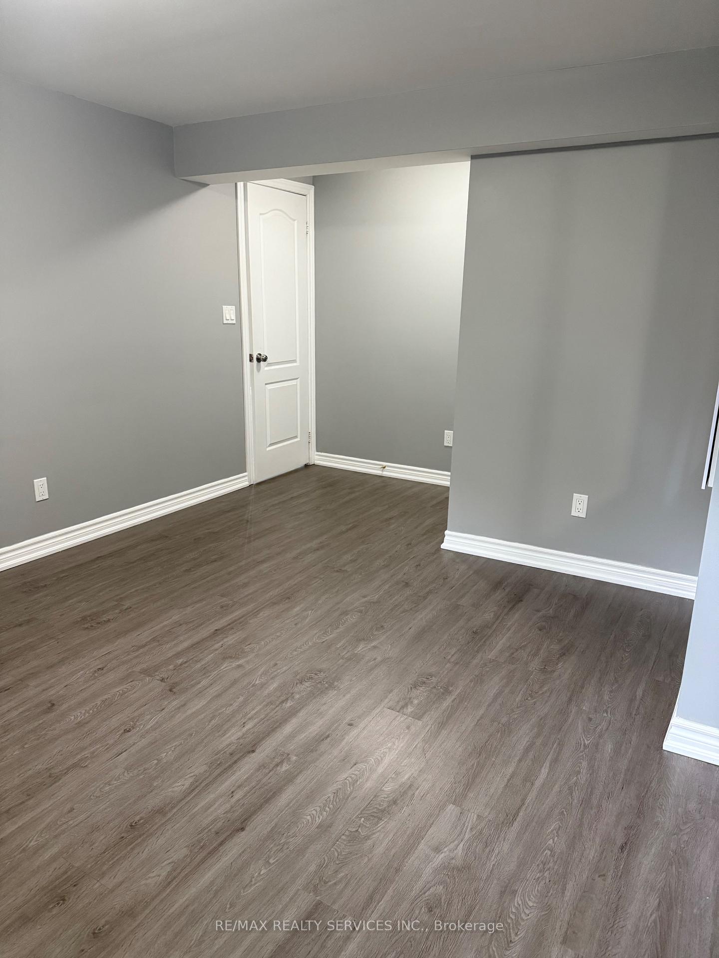 Photo 10 of 104 Ruhl Drive, Milton, Willmott — HOMEH
