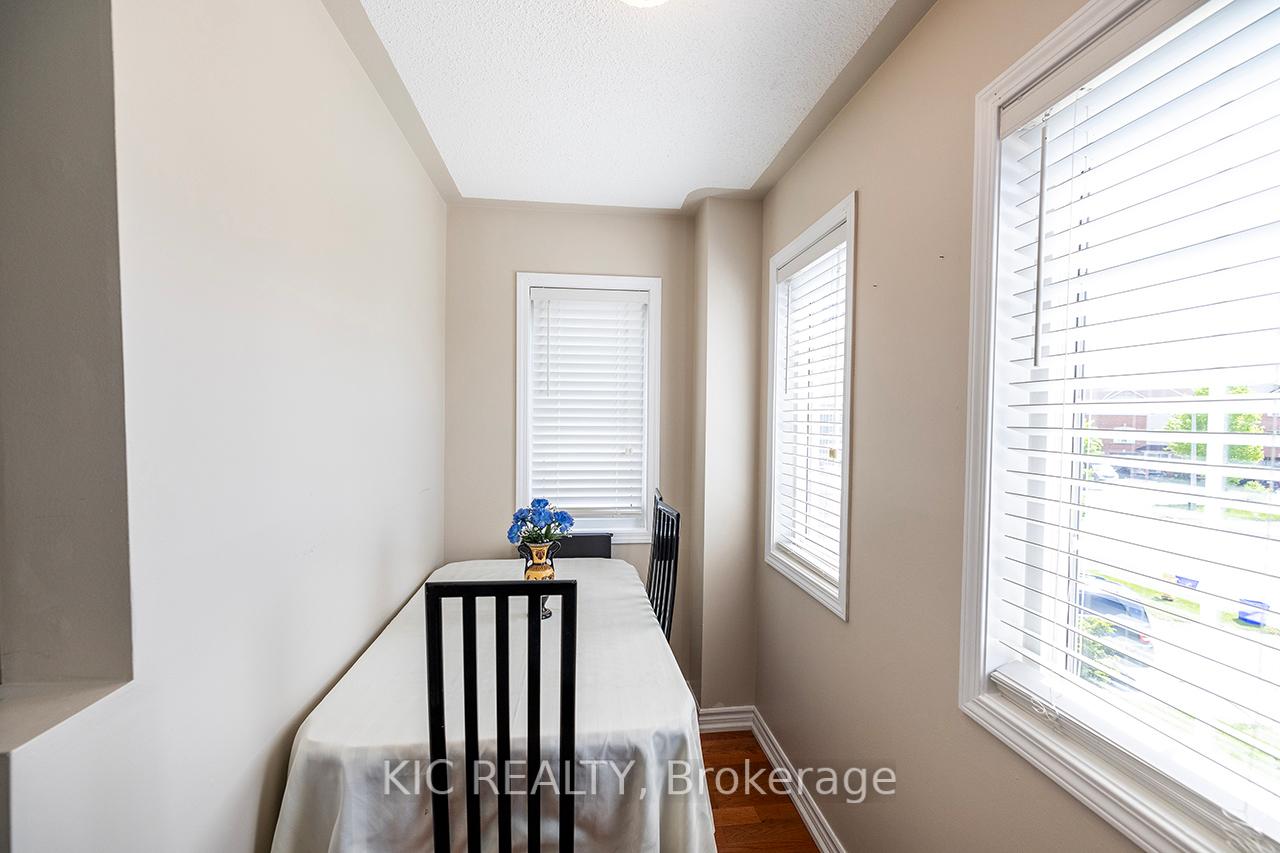 Photo 19 of 904 Bourne Crescent, Oshawa, Lakeview — HOMEH