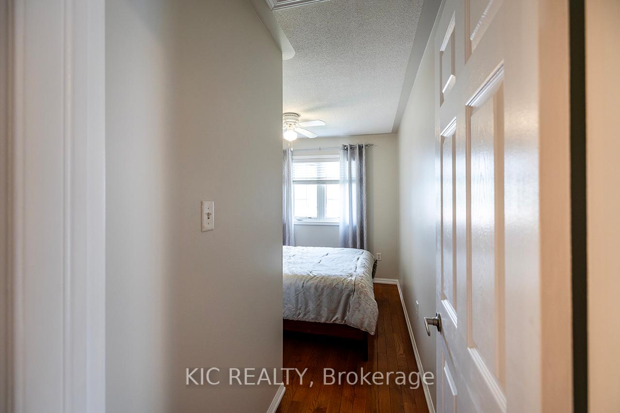 Photo 26 of 904 Bourne Crescent, Oshawa, Lakeview — HOMEH