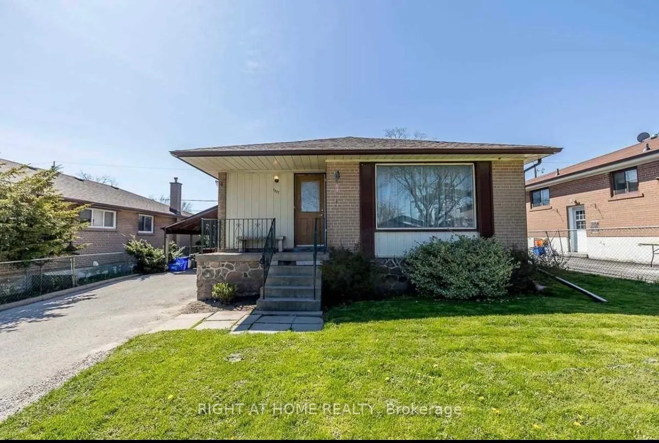 Photo 2 of 1337 Poprad Avenue S, Pickering, Bay Ridges — HOMEH