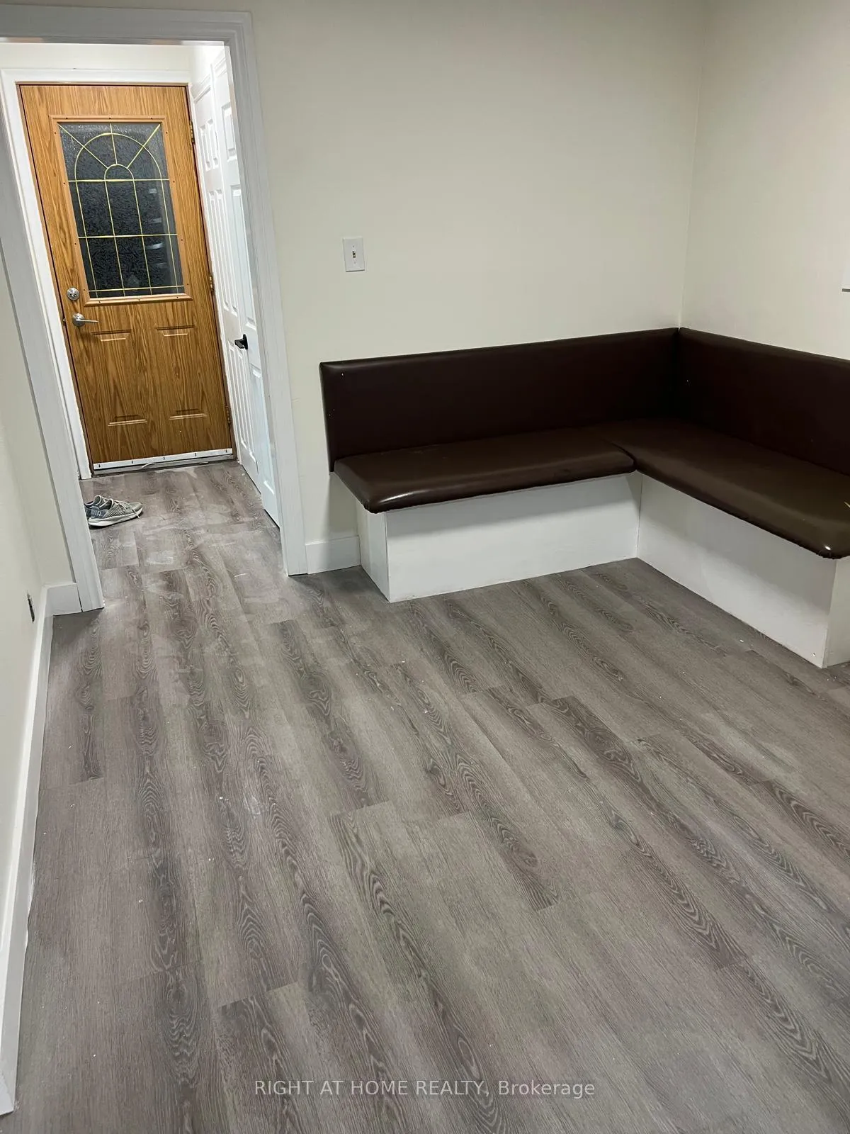 Photo 10 of 1337 Poprad Avenue S, Pickering, Bay Ridges — HOMEH