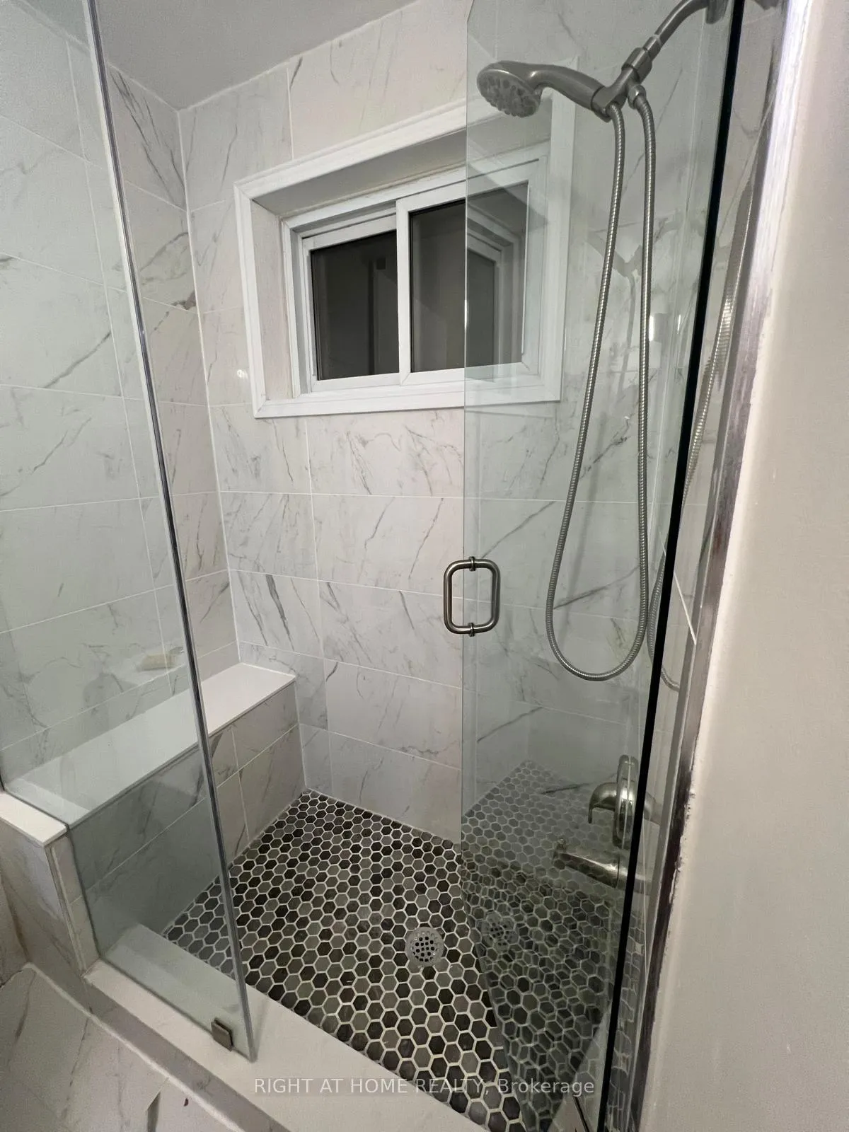 Photo 12 of 1337 Poprad Avenue S, Pickering, Bay Ridges — HOMEH