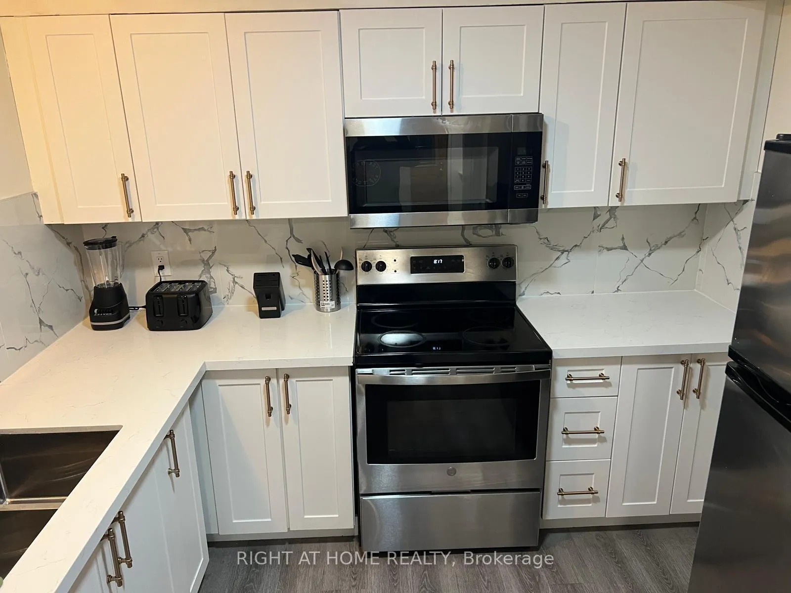 Photo 20 of 1337 Poprad Avenue S, Pickering, Bay Ridges — HOMEH