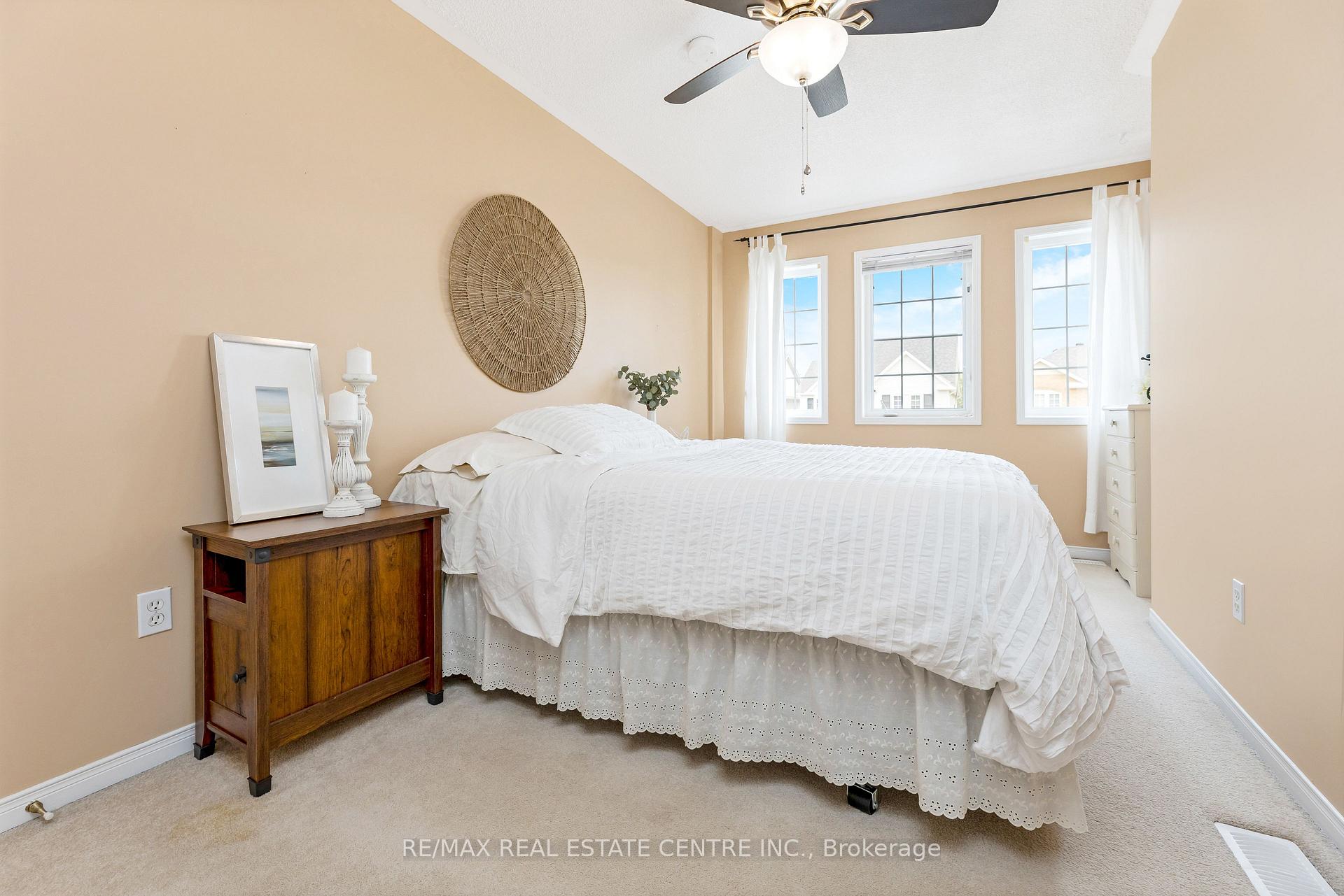 Photo 21 of 28 Coates Drive, Milton, Dempsey — HOMEH