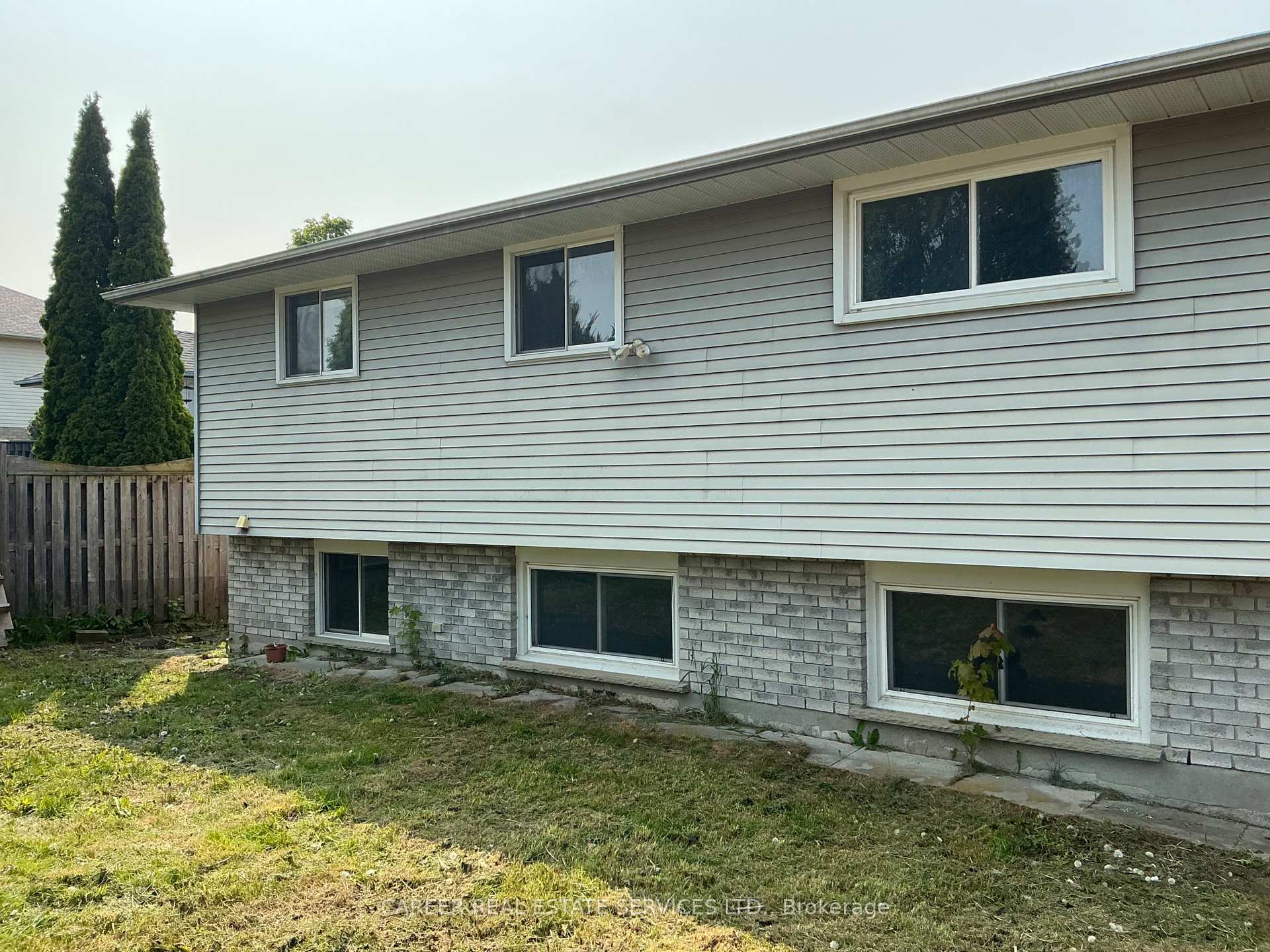 Photo 23 of 864 Sundance Circle, Oshawa, Northglen — HOMEH