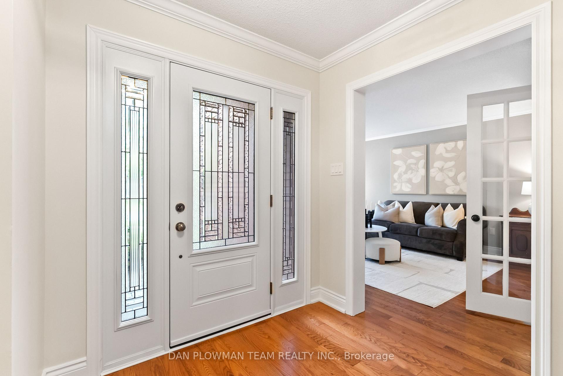 Photo 4 of 460 Palmtree Crescent, Oshawa, Eastdale — HOMEH