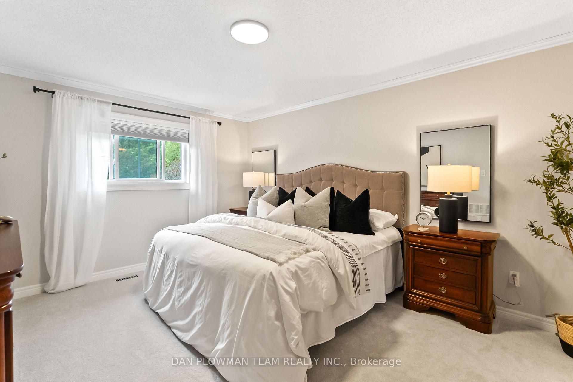 Photo 25 of 460 Palmtree Crescent, Oshawa, Eastdale — HOMEH