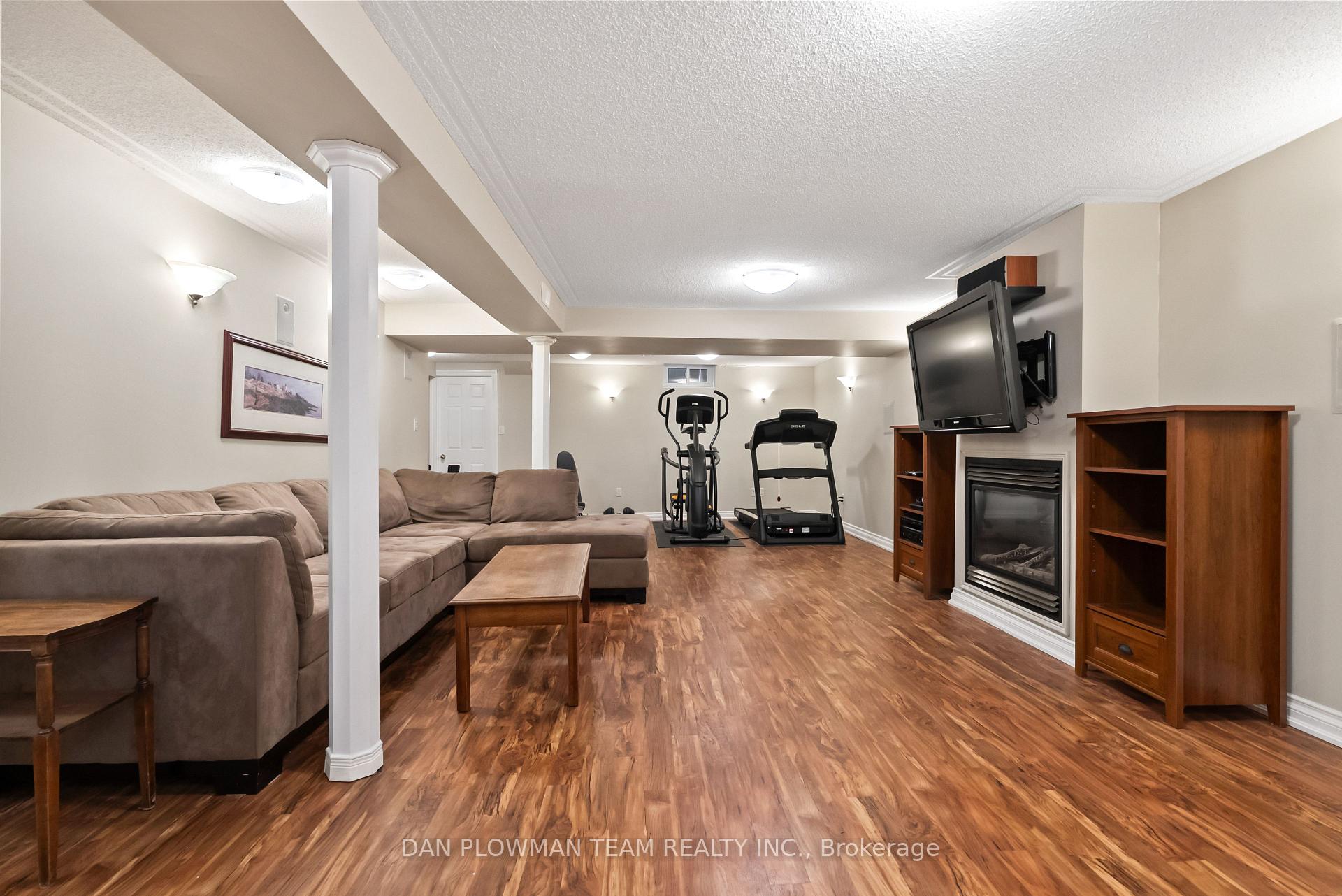 Photo 39 of 460 Palmtree Crescent, Oshawa, Eastdale — HOMEH