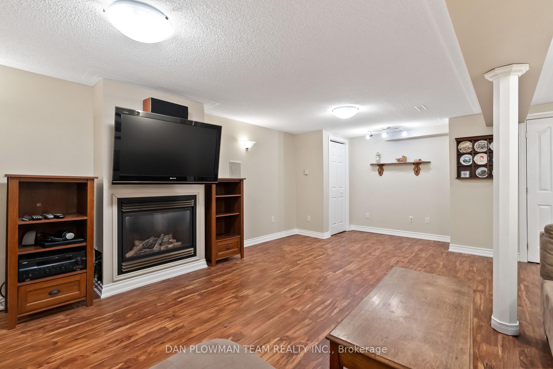 Photo 40 of 460 Palmtree Crescent, Oshawa, Eastdale — HOMEH