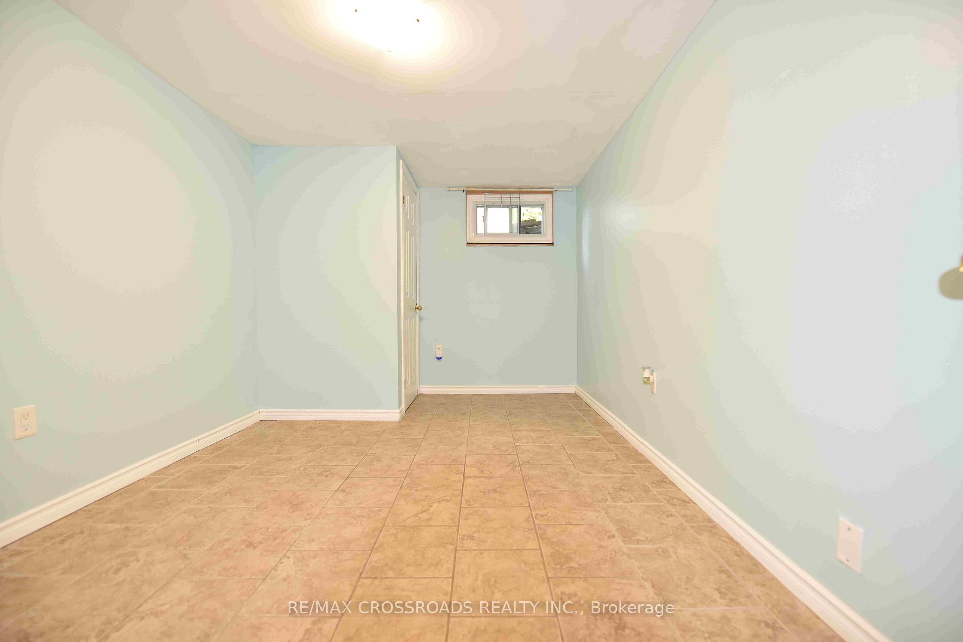 Photo 8 of 512 Wilson Road S, Oshawa, Donevan — HOMEH