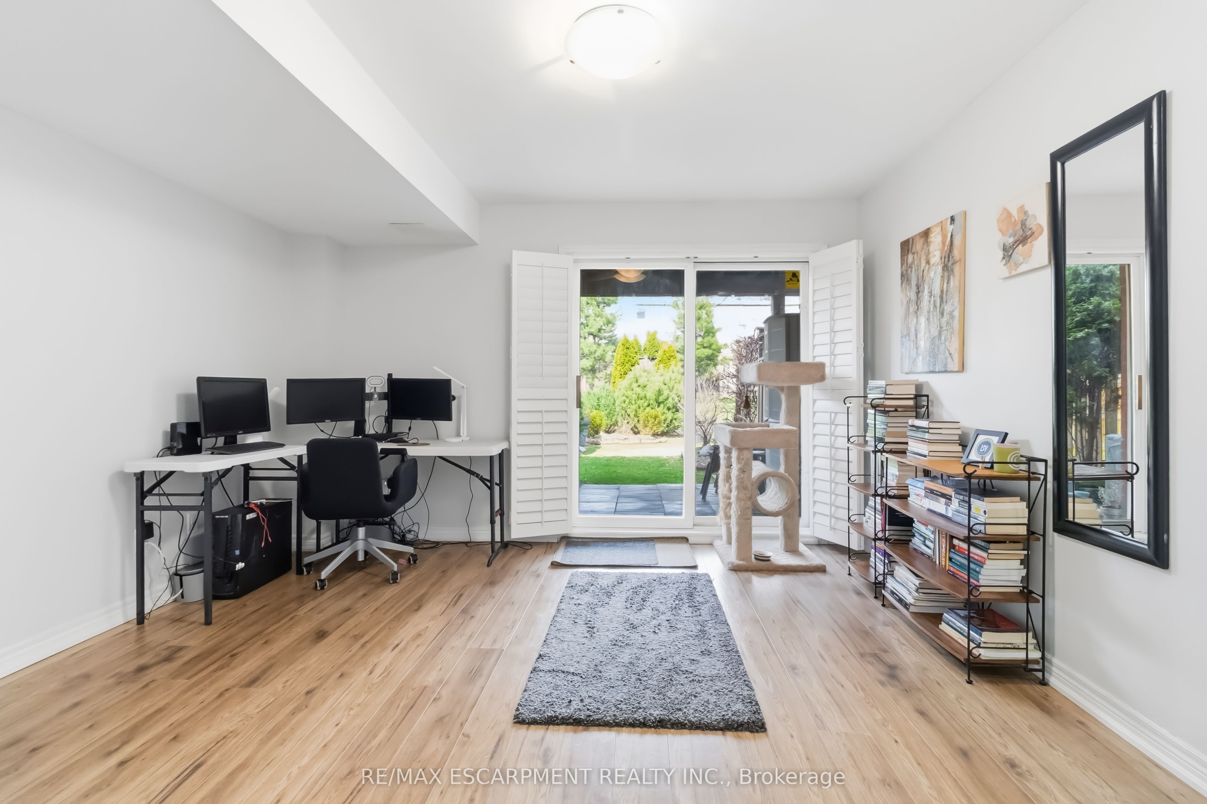Photo 55 of Unit 30, 1751 Lampman Avenue, Burlington, Uptown — HOMEH