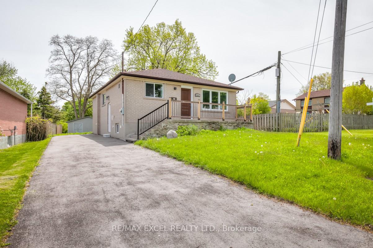 Photo 2 of 663 Lakeview Avenue, Oshawa, Lakeview — HOMEH