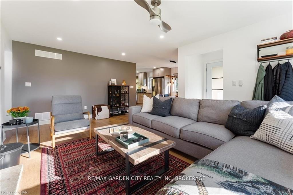 Photo 5 of 1717 Cream Street, Pelham, North Pelham — HOMEH