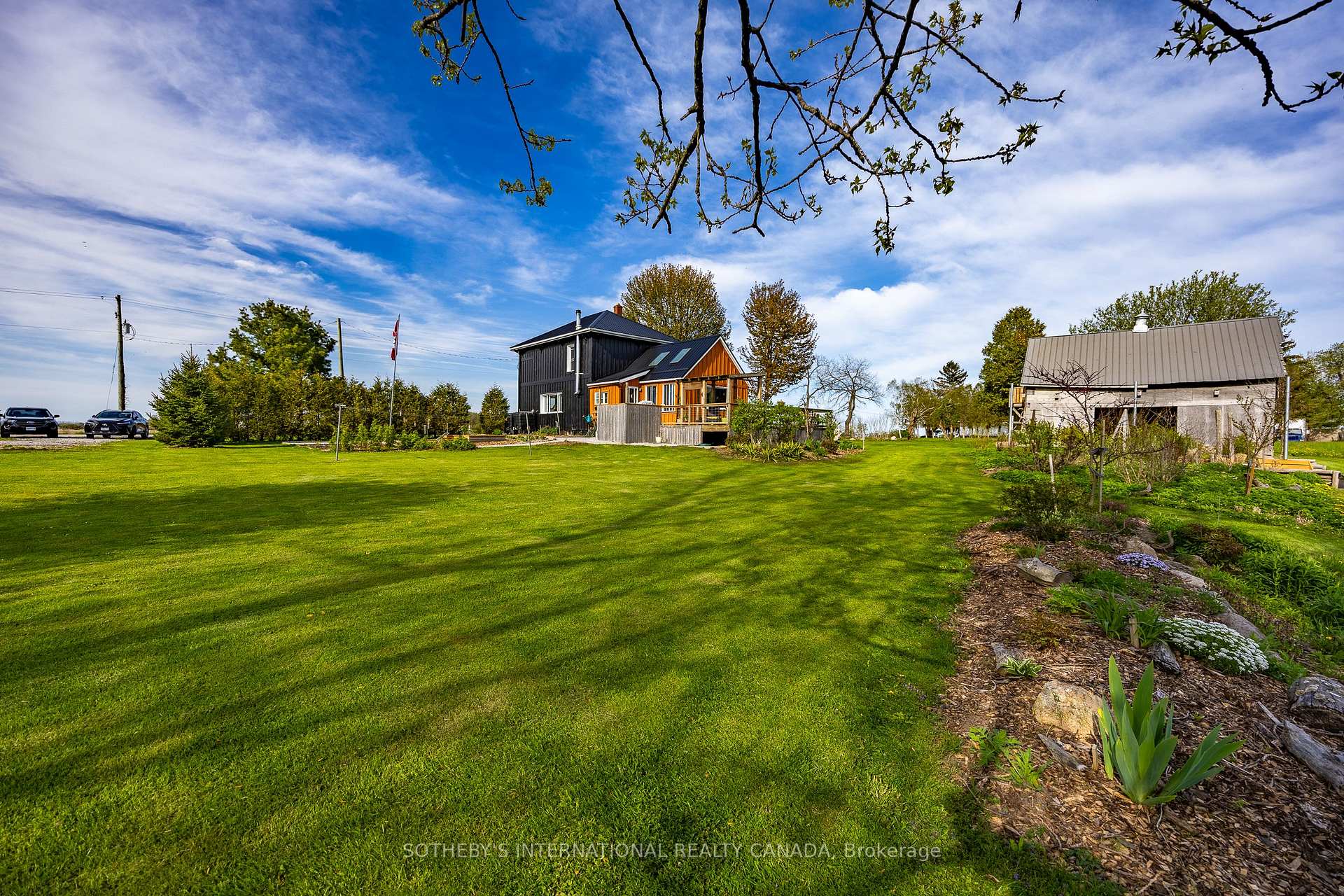 Photo 8 of 1698 Lakeshore Road, Norfolk, Rural Houghton — HOMEH